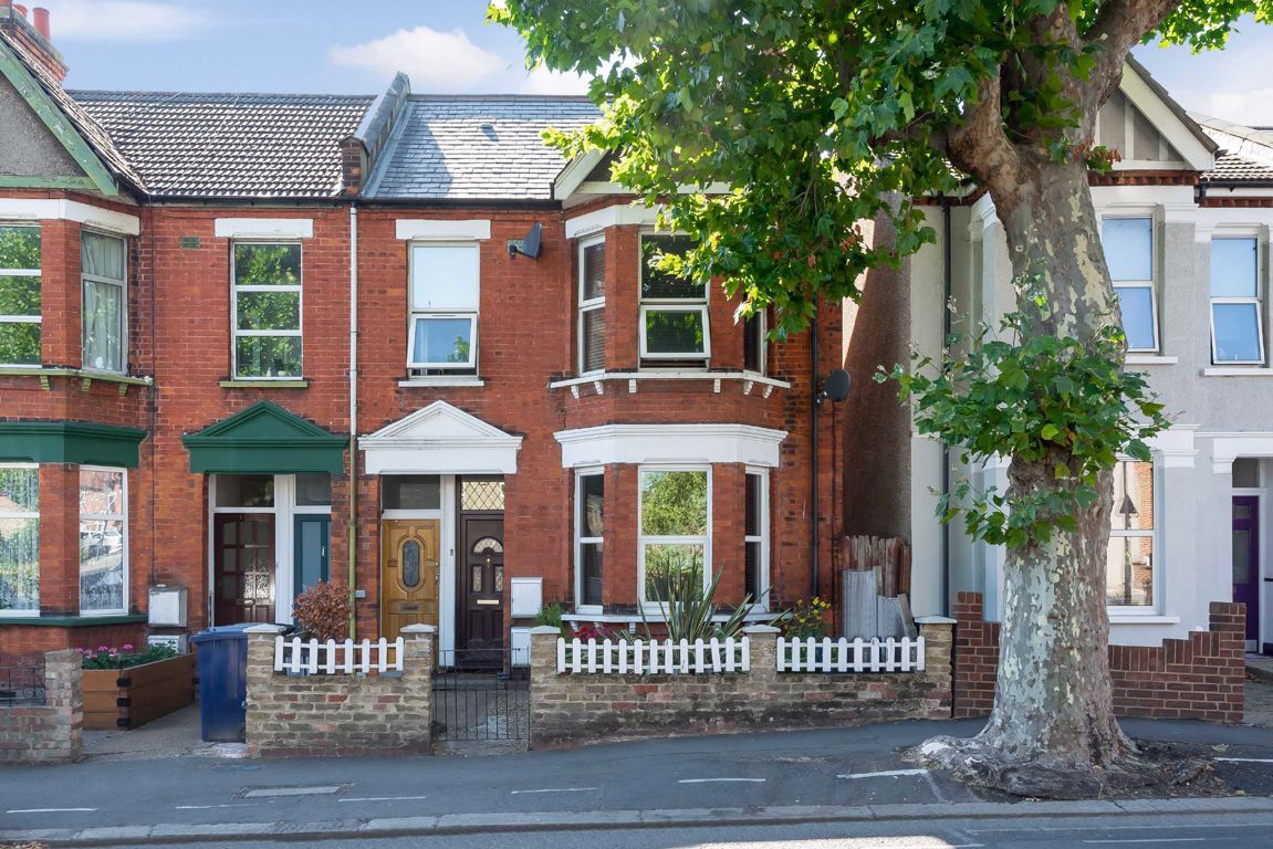 2 bed flat for sale in Greenford Avenue, London W7 Zoopla