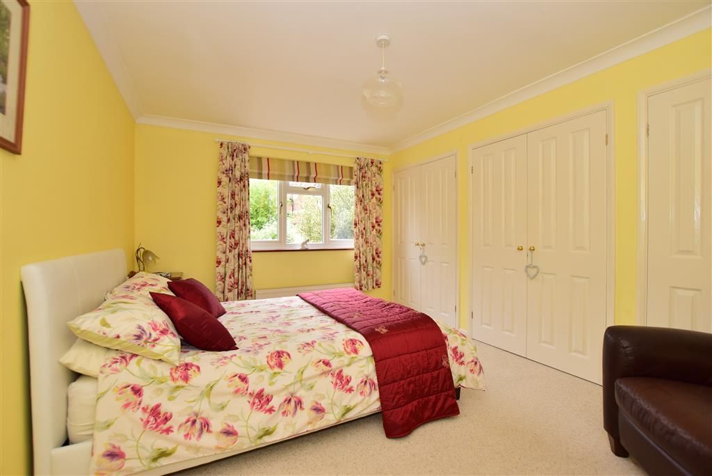 7 bed bungalow for sale in School Lane, BoughtonUnderBlean, Faversham