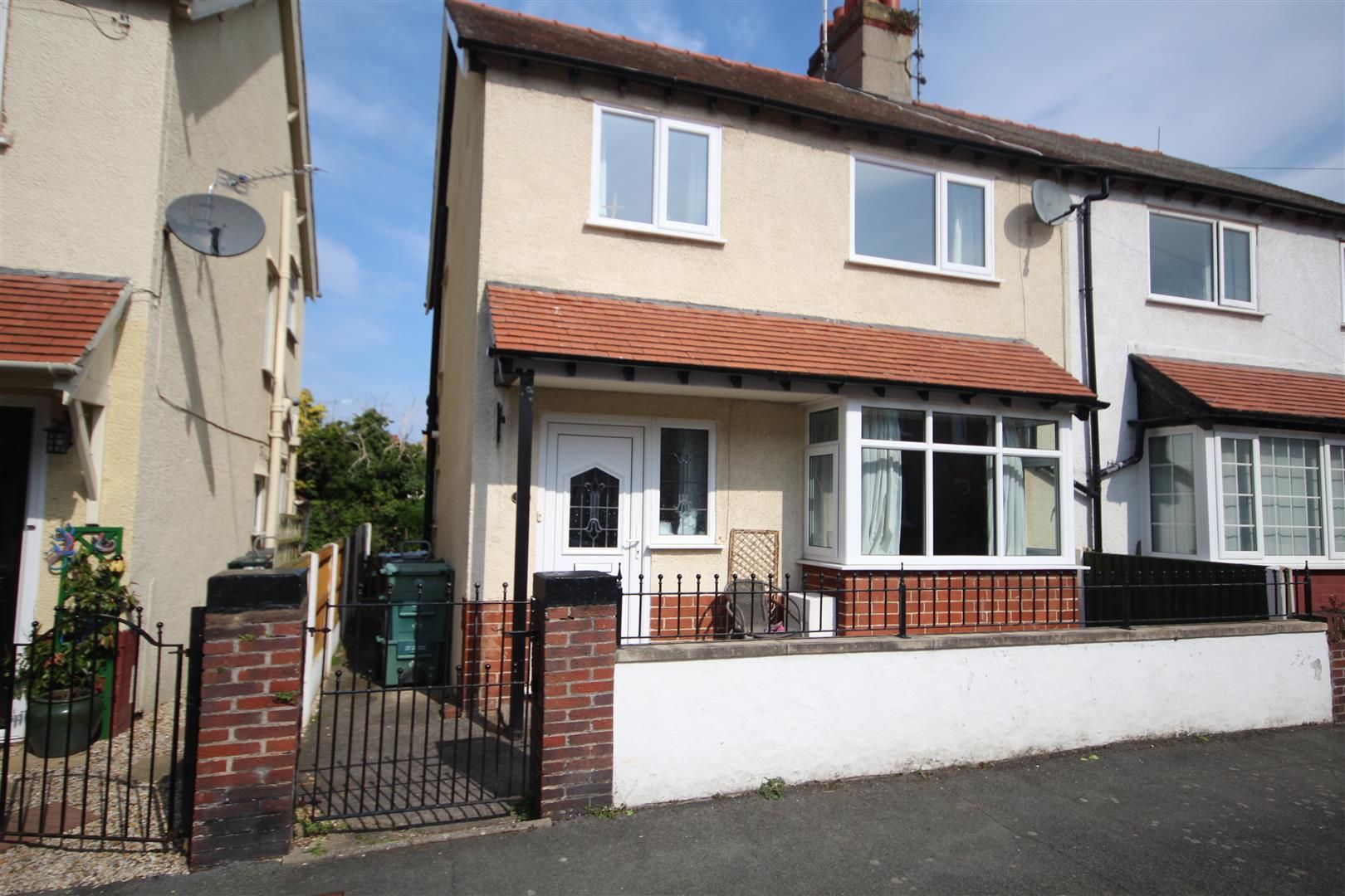 3 bed semidetached house for sale in Wellington Road, Old Colwyn