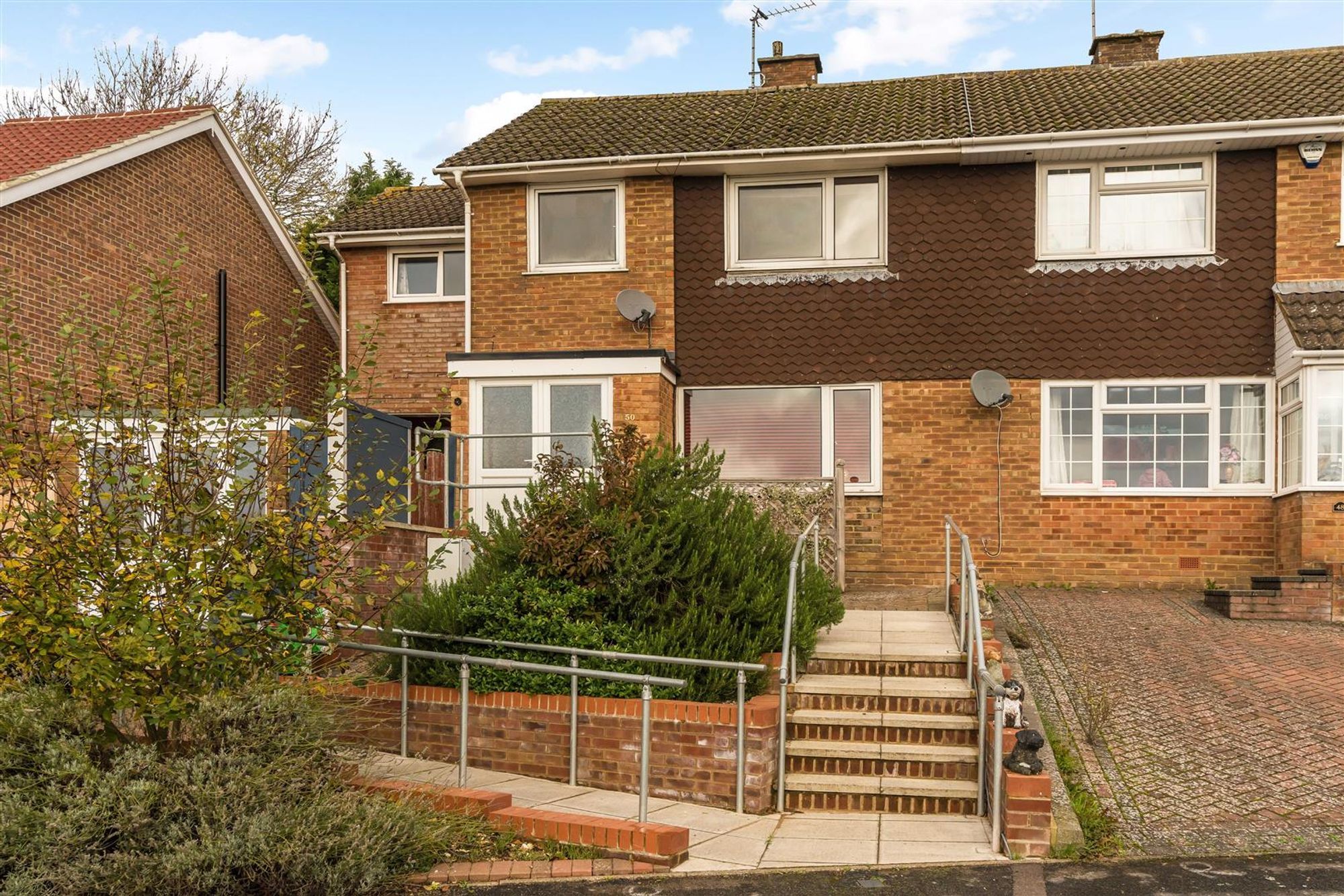 4 bed semidetached house for sale in Grays Lane, Downley HP13 Zoopla