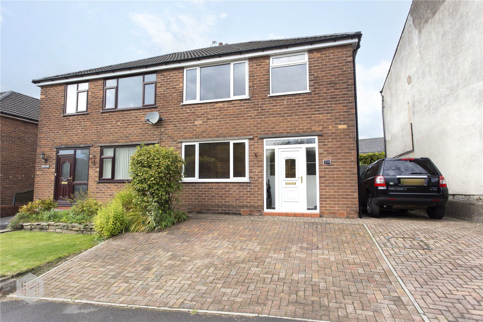 3 bed semidetached house for sale in Road, Greenmount, Bury