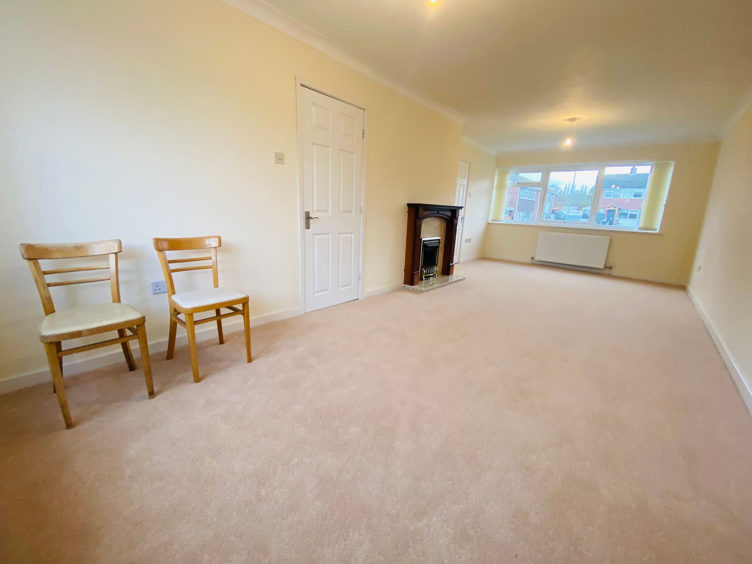 3 bed semidetached house to rent in St. Chads Close, Denstone