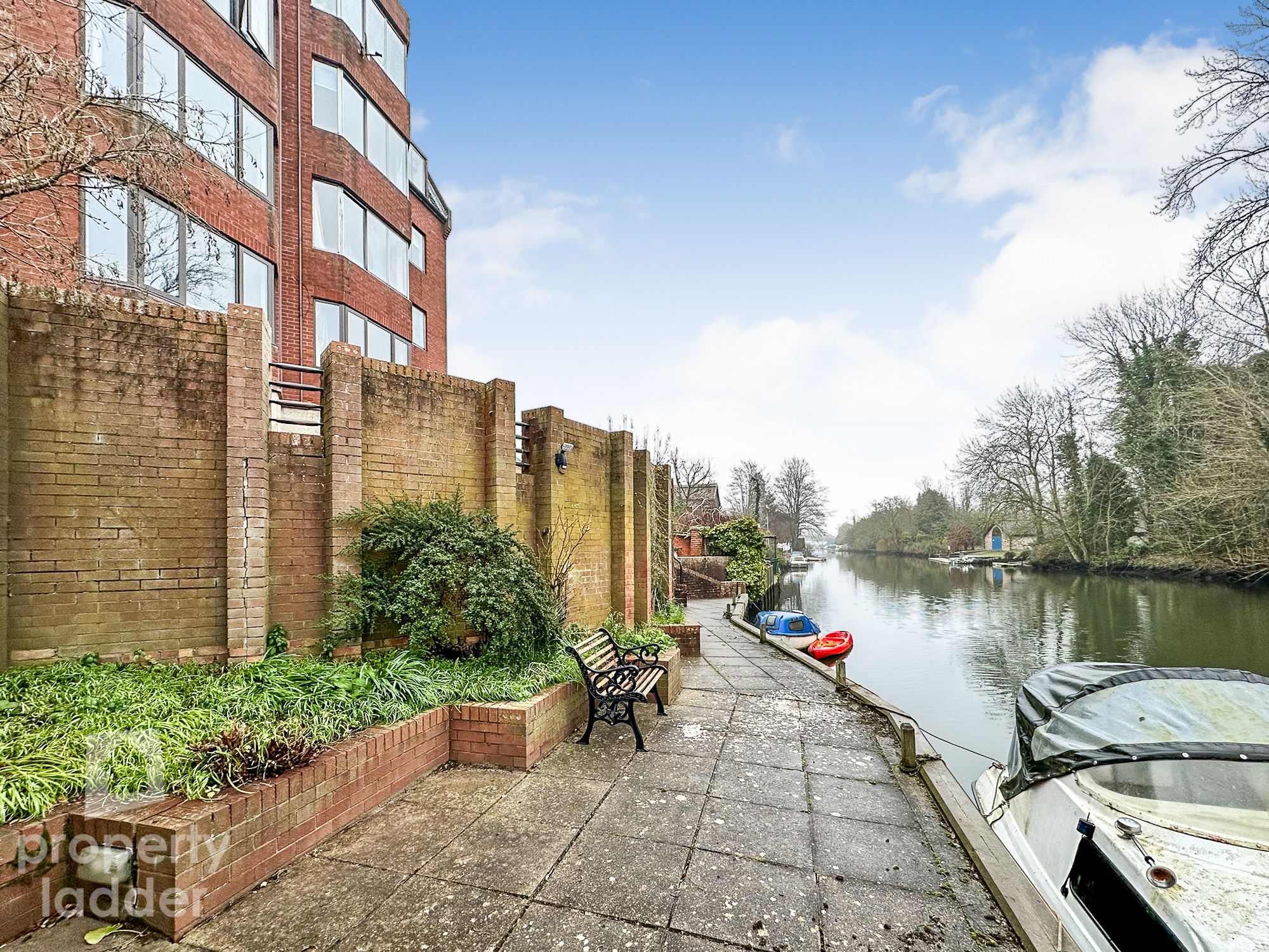 2 bed flat for sale in Yarmouth Road, Thorpe St. Andrew, Norwich NR7