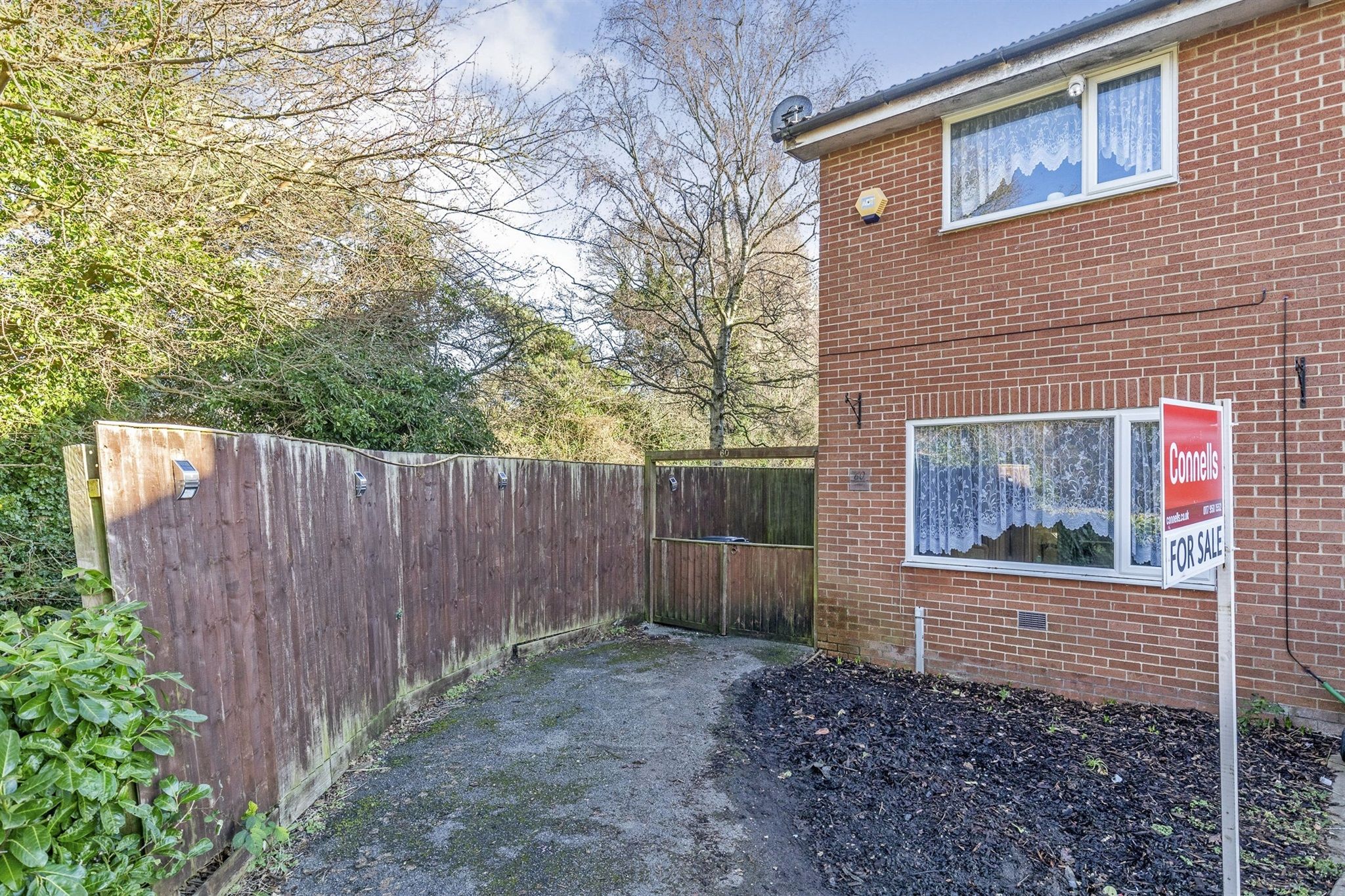 2 bed semidetached house for sale in Homeleaze Road, Brentry, Bristol