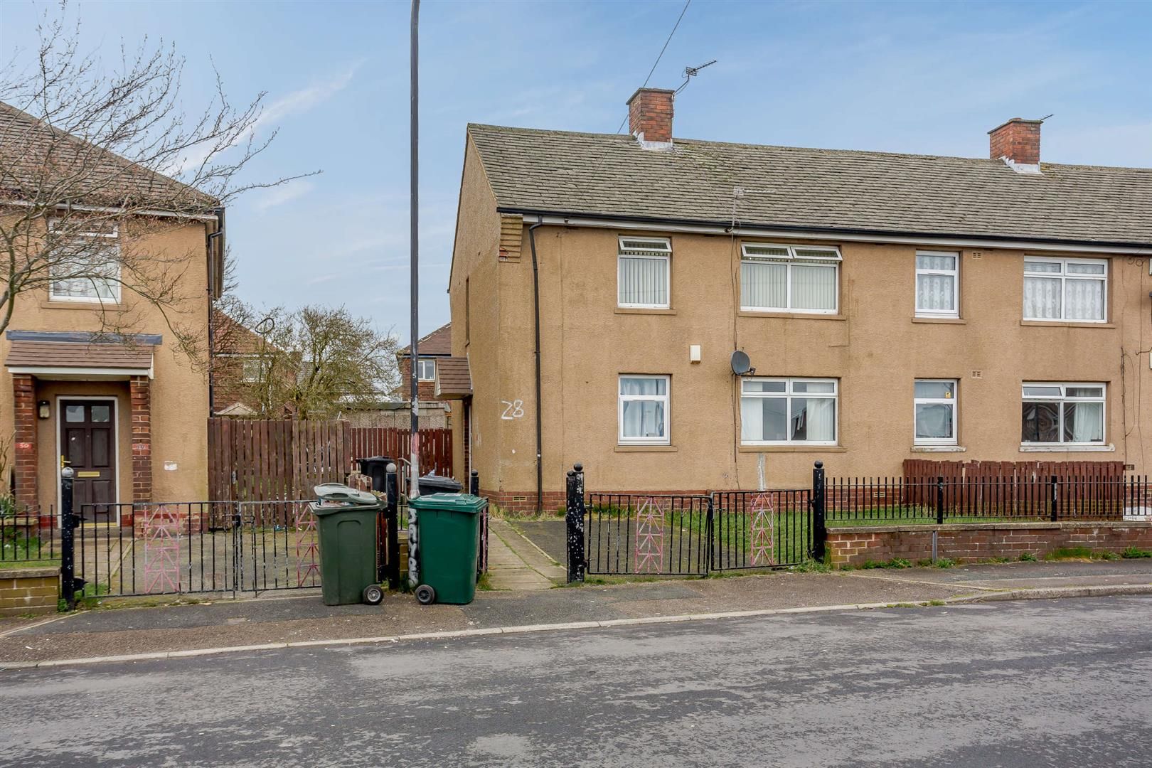 Crossdale Avenue, Bradford BD6  