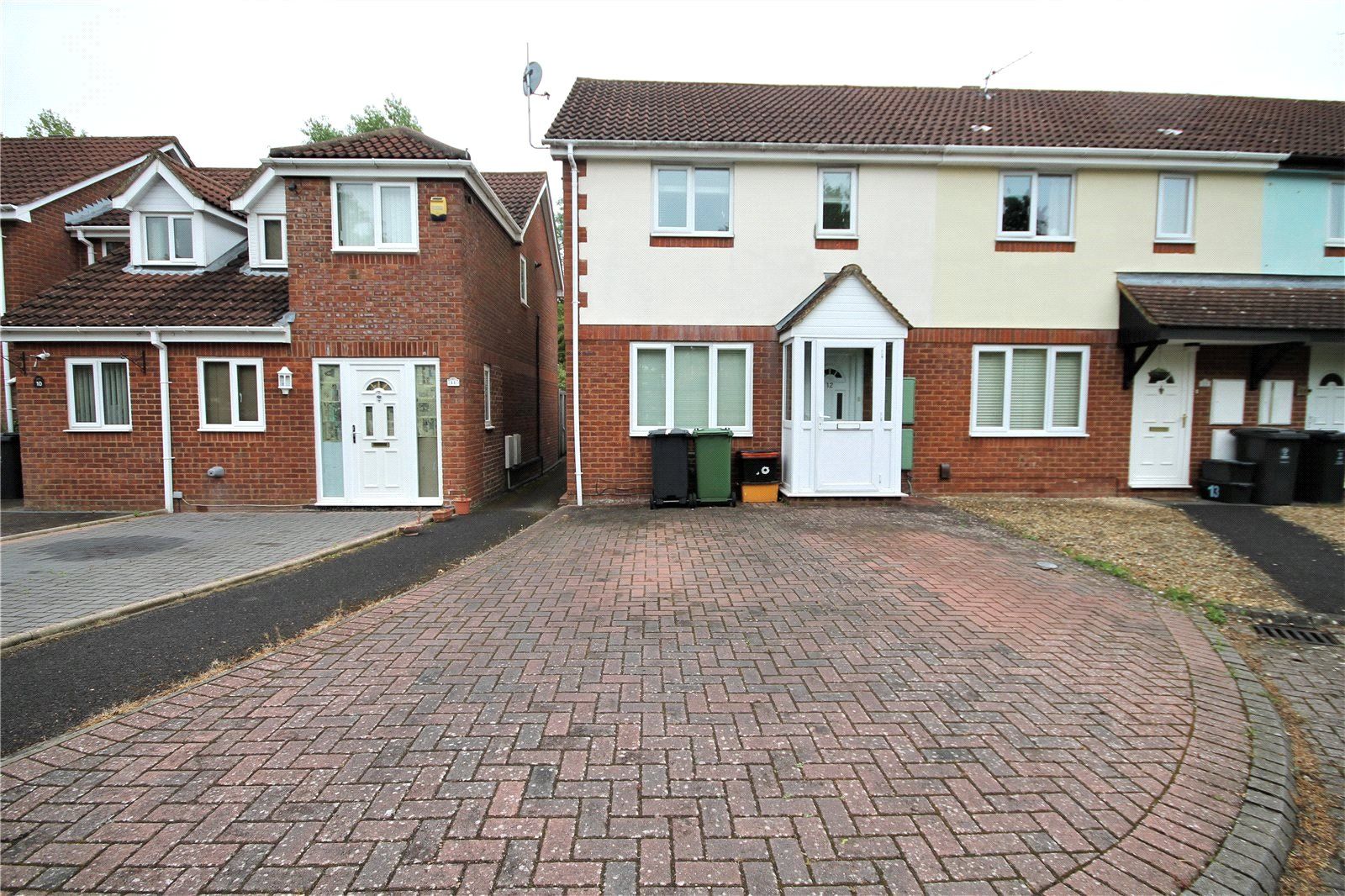 2 bed end terrace house to rent in Corral Close, Nine Elms, Swindon