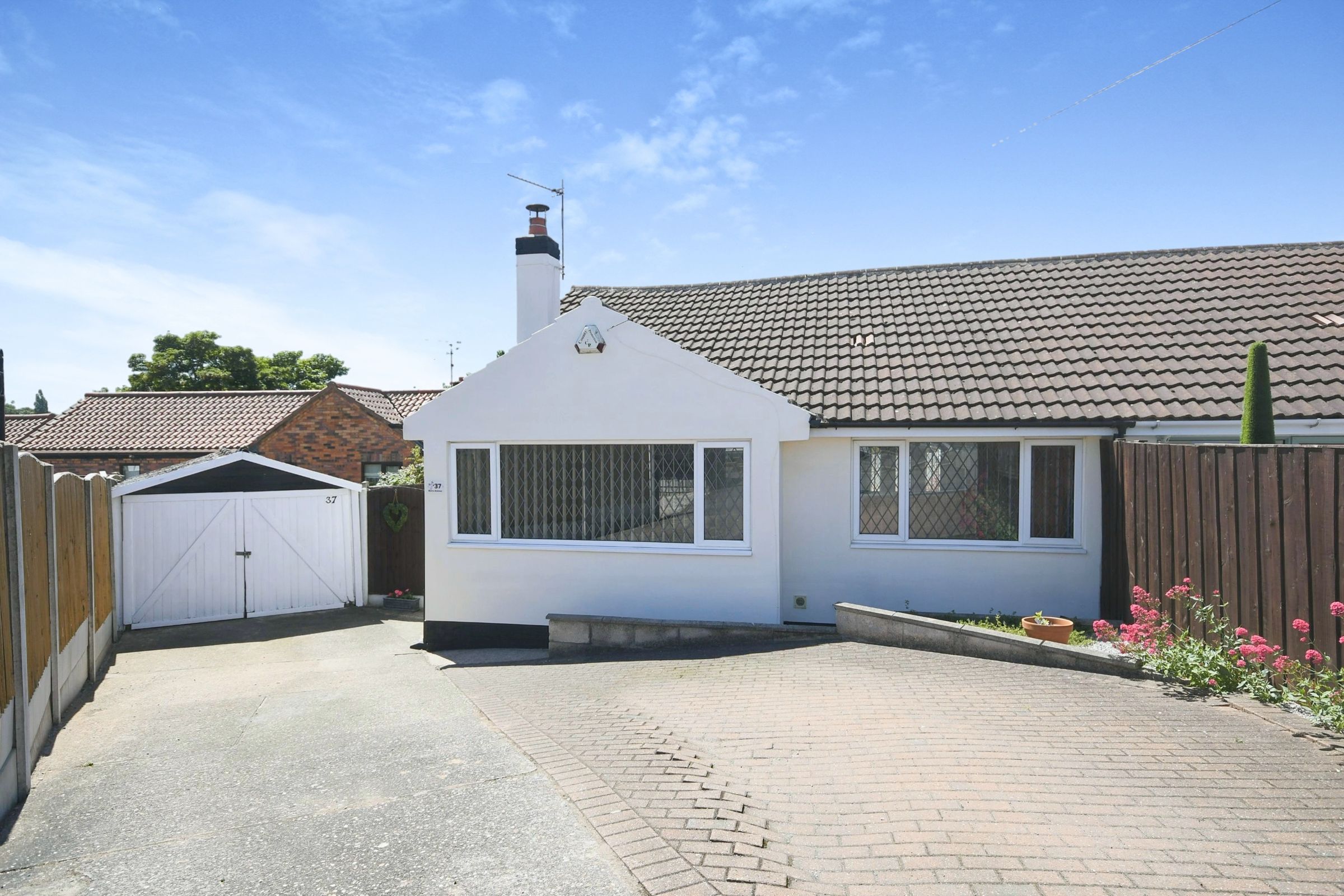 2 bed bungalow for sale in Burns Avenue, Mansfield Woodhouse, Mansfield