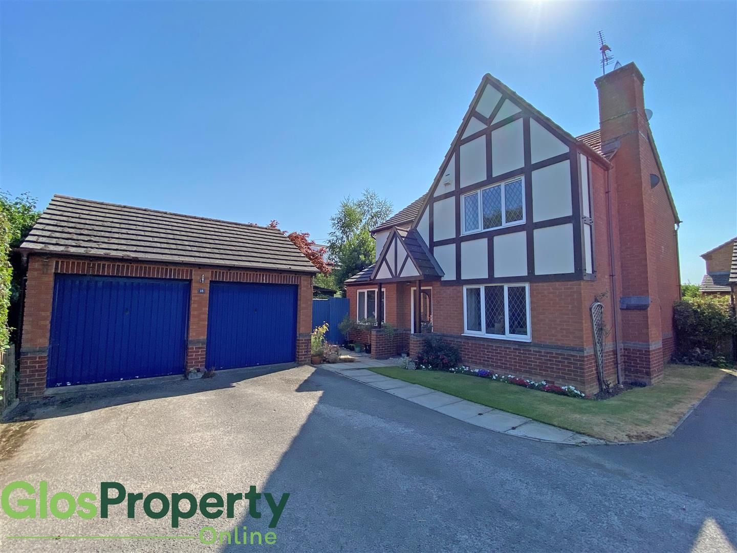 4 bed detached house for sale in Nene Close, Quedgeley, Gloucester GL2