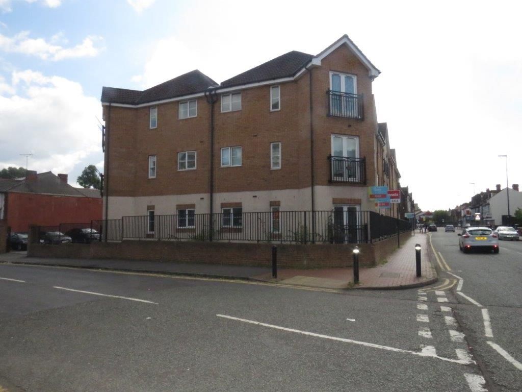 2 bed flat for sale in Dunsford Road, Bearwood, Smethwick B66 Zoopla