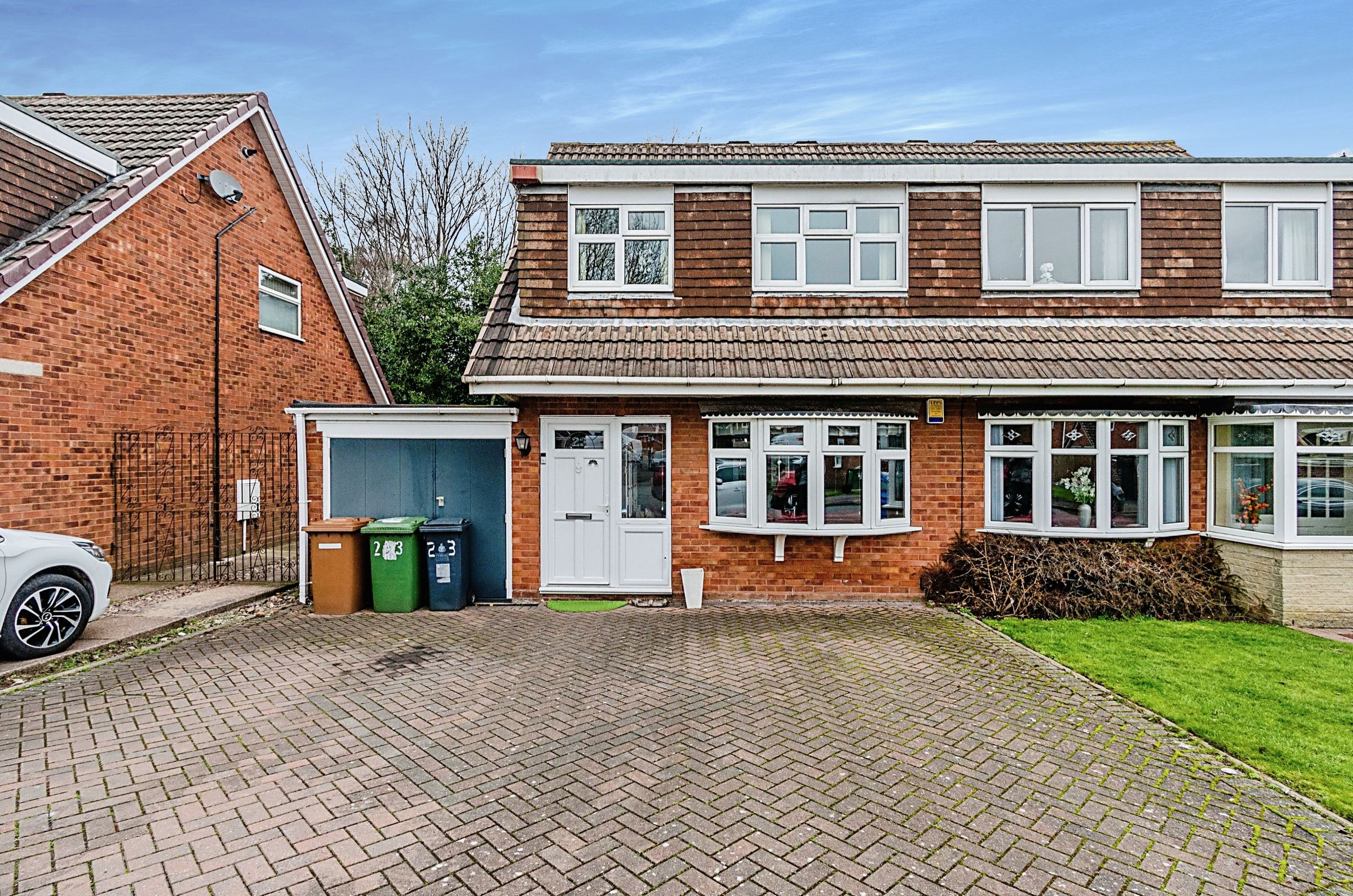 3 bed semidetached house for sale in Kewstoke Road, Willenhall WV12