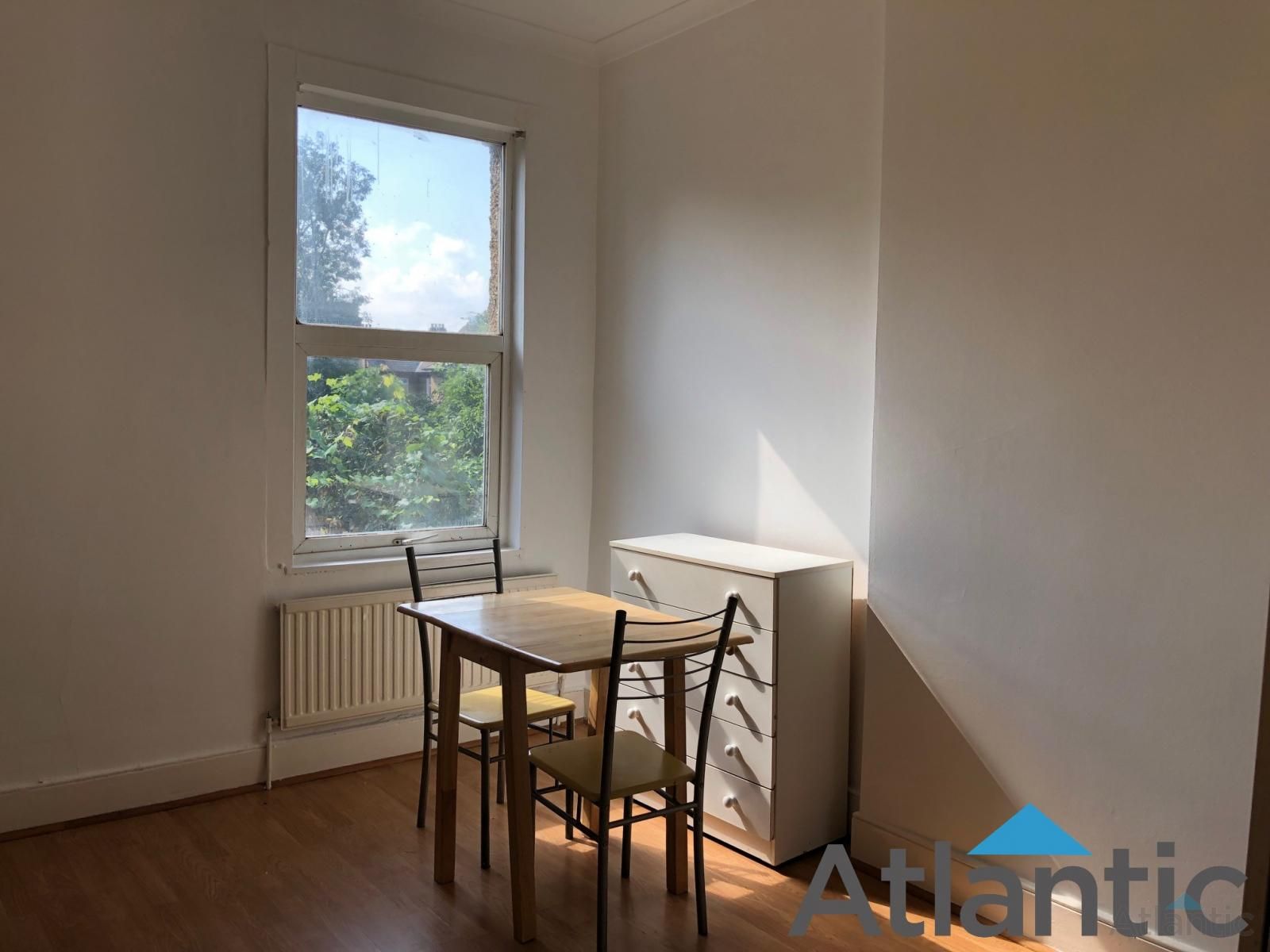 1 bed flat to rent in Bowes Road, Palmers Green N13 Zoopla