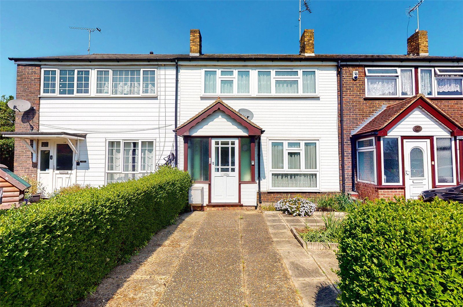 3 bed terraced house for sale in Great Mistley, Basildon SS16 Zoopla