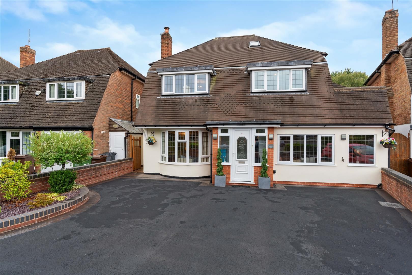 5 bed detached house for sale in Danford Lane, Solihull, West Midlands