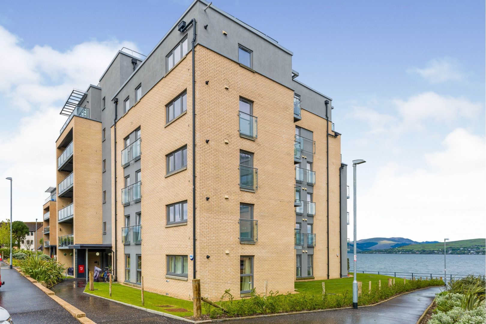 206 Eldon Street, Greenock PA16  