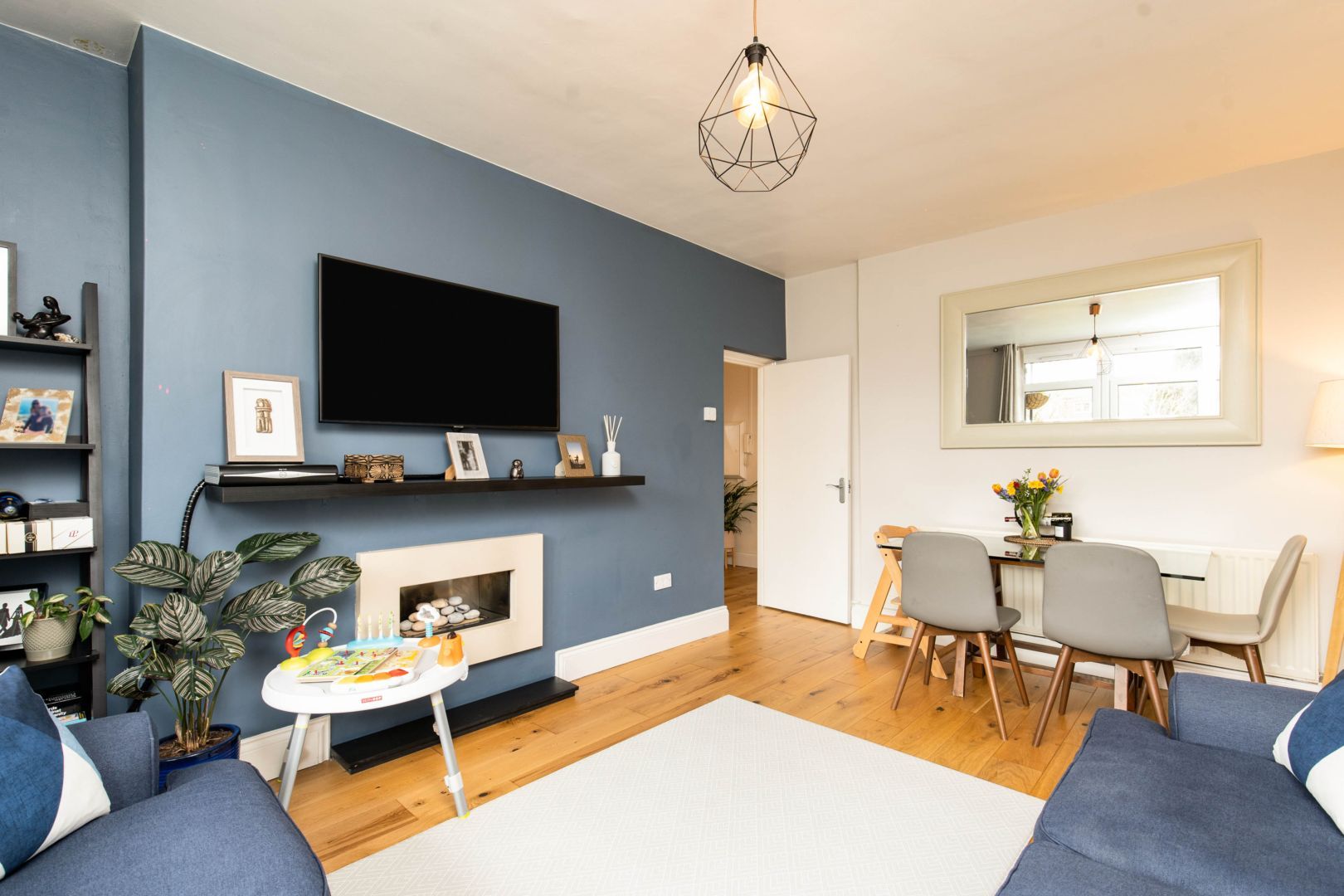 Thornton Gardens, Balham / Clapham SW12  