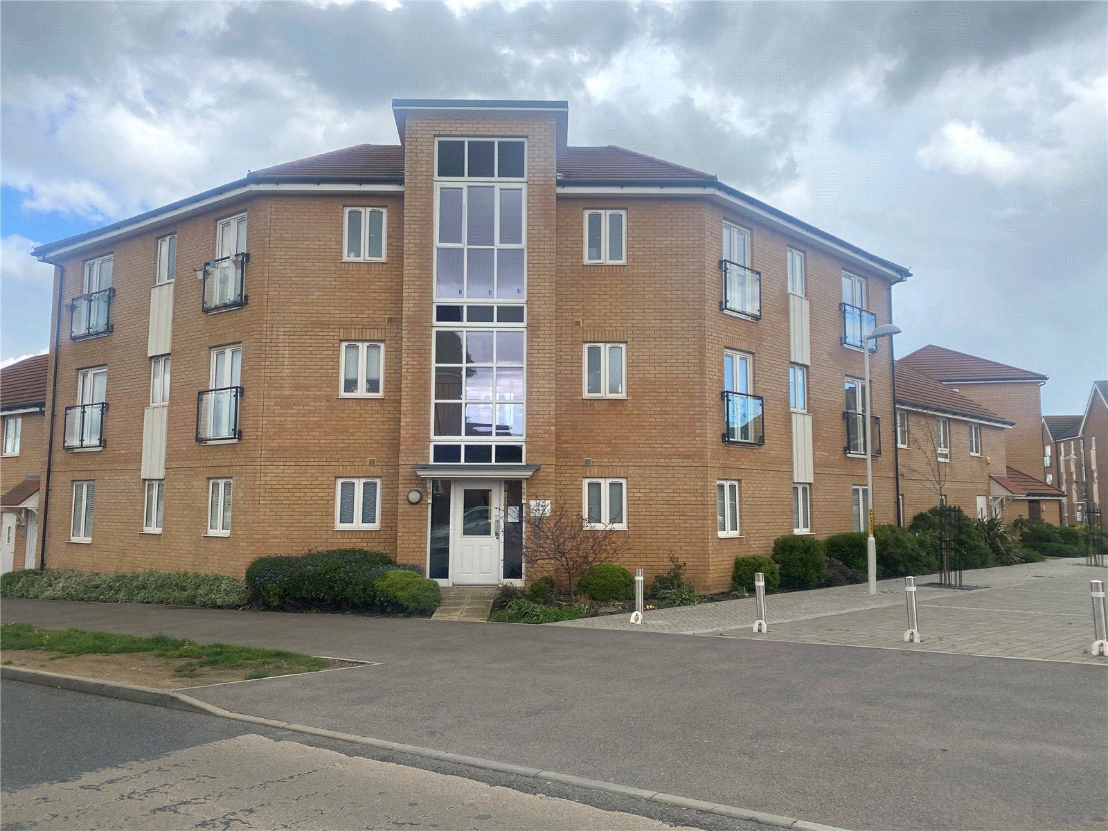 2 bed flat for sale in Sallow House, Thistle Hill Way, Minster On Sea, Sheerness ME12 Zoopla
