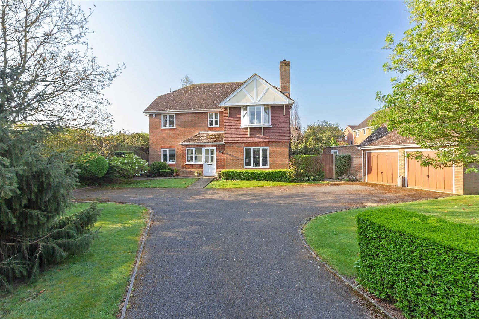 5 bed detached house for sale in Randle Way, Bapchild, Sittingbourne