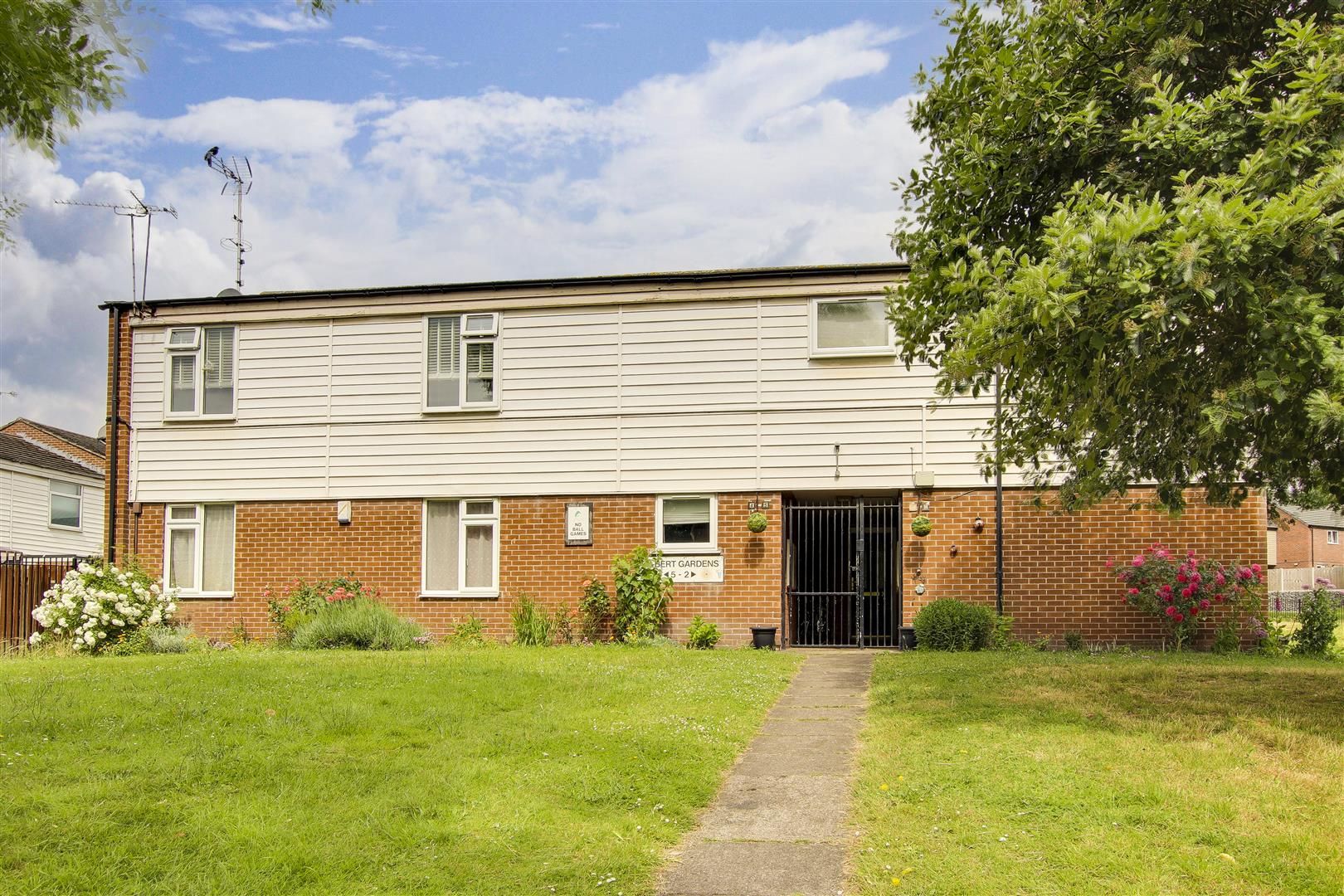 Gilbert Gardens, Thorneywood, Nottinghamshire NG3