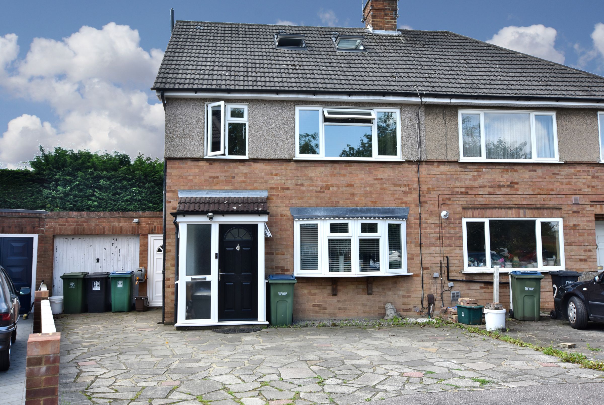 Russell Crescent, Garston, Watford WD25  