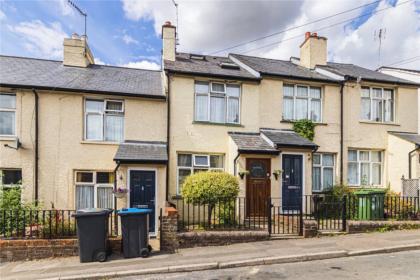 2 bed terraced house for sale in Puller Road, Hemel Hempstead