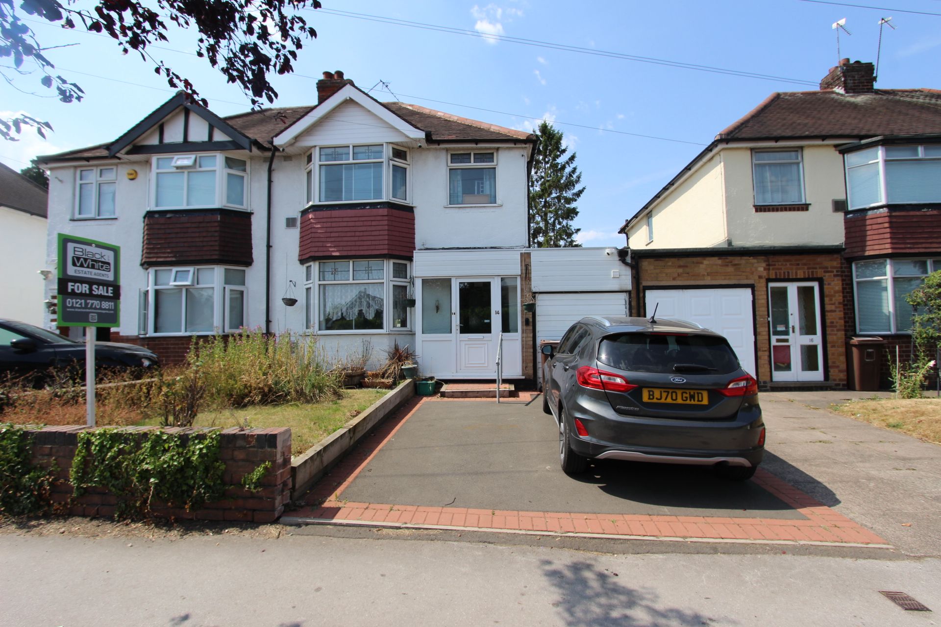 3 bed semidetached house for sale in Alcott Lane, Marston Green