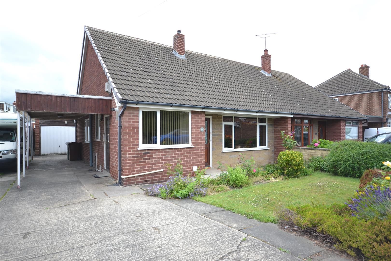 3 bed semidetached bungalow for sale in Bar Lane, Garforth, Leeds LS25