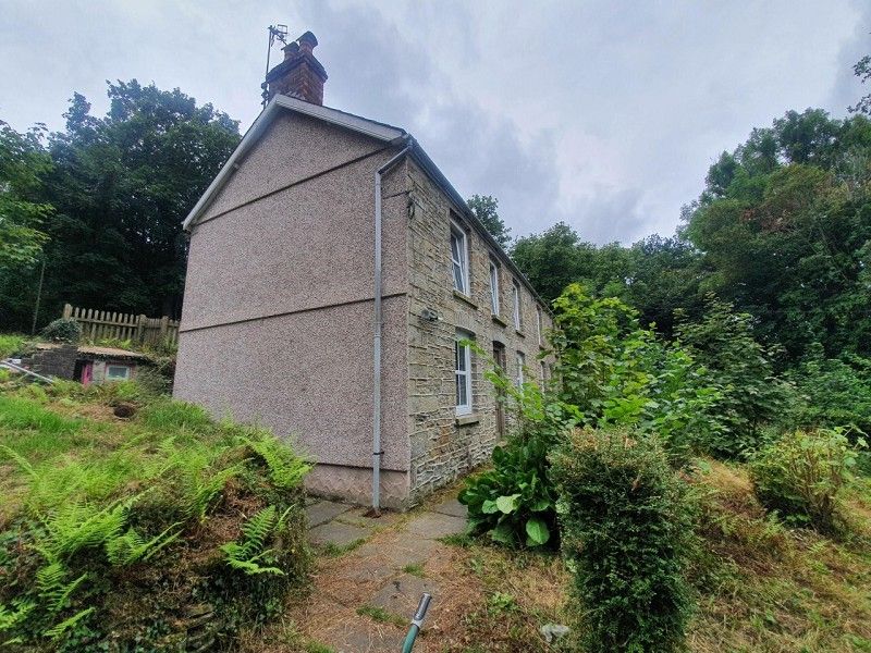 3 bed terraced house to rent in Mount Pleasant, Balaclava Road, Glais