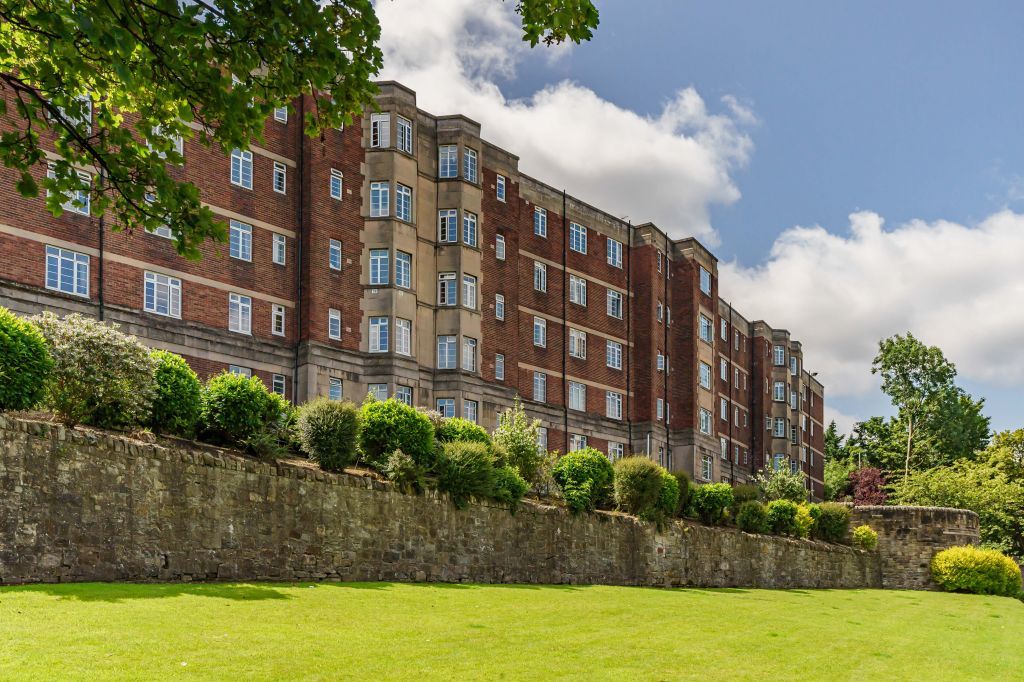 35 Learmonth Court, Comely Bank, Edinburgh EH4  