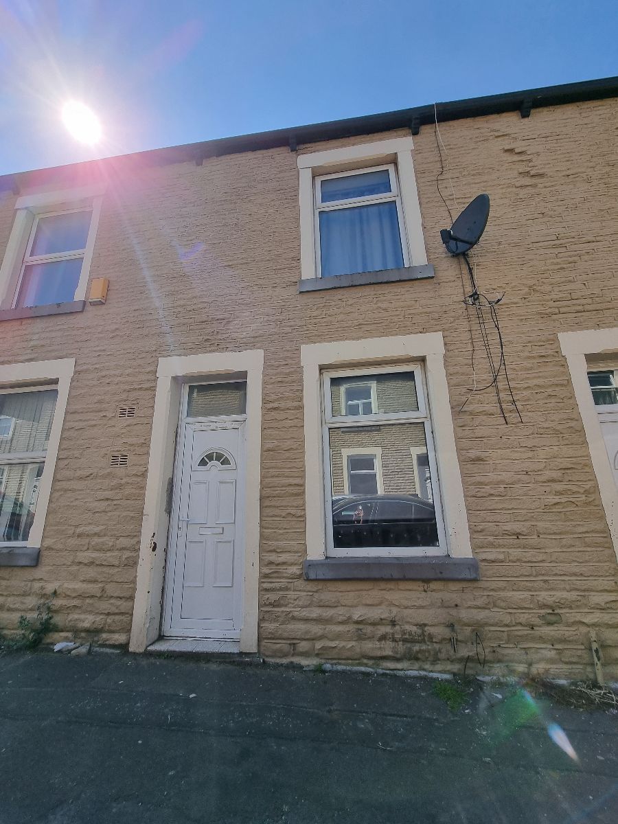 2 bed terraced house for sale in Elmwood Street, Burnley BB11 Zoopla
