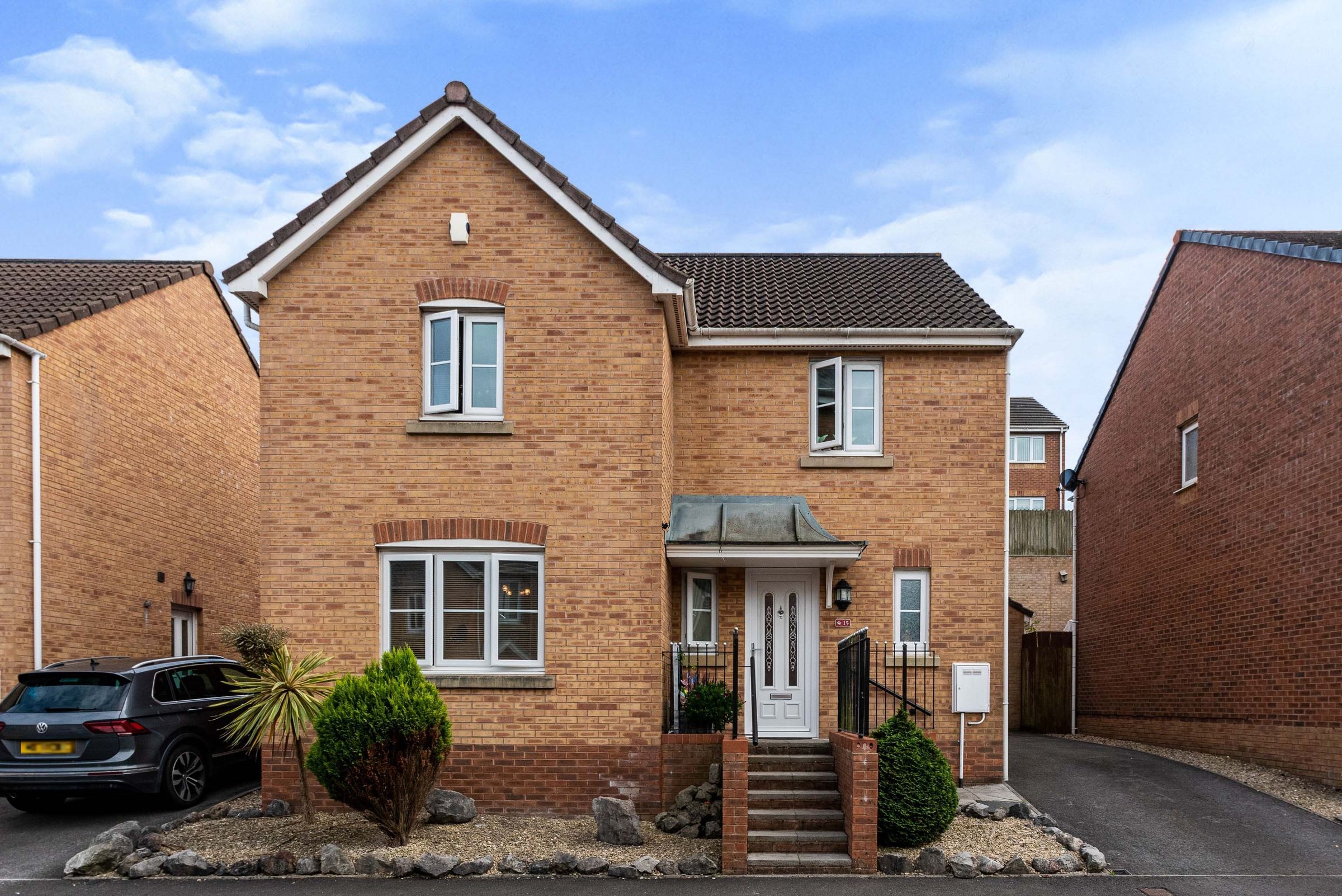 4 bed detached house for sale in Kingfisher Road, Bridgend CF33 Zoopla