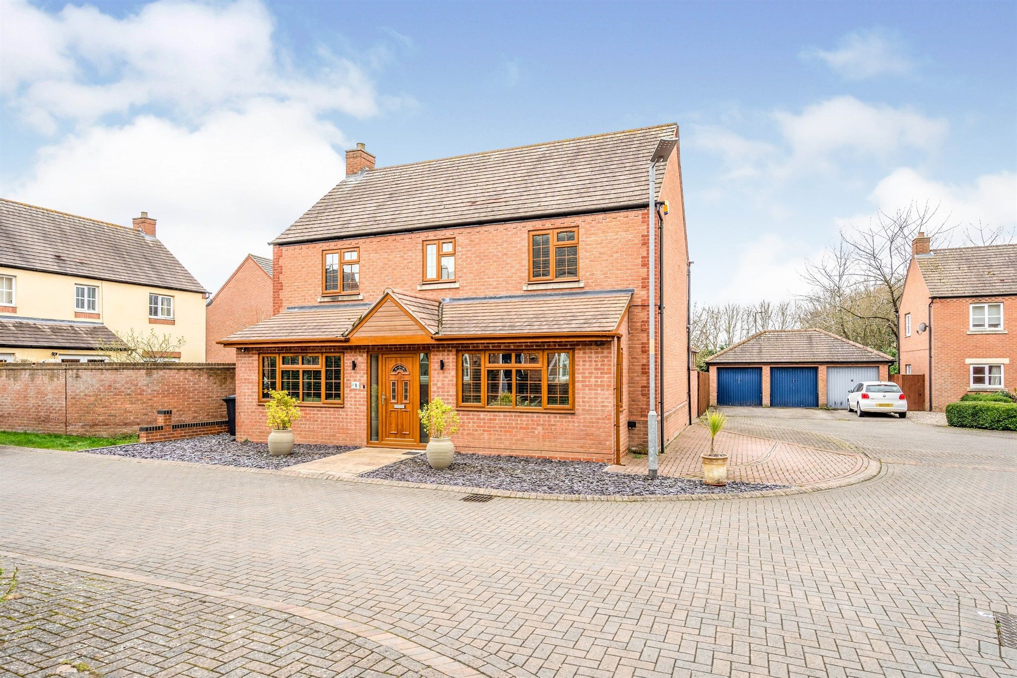 Leadon Place Ledbury HR8  