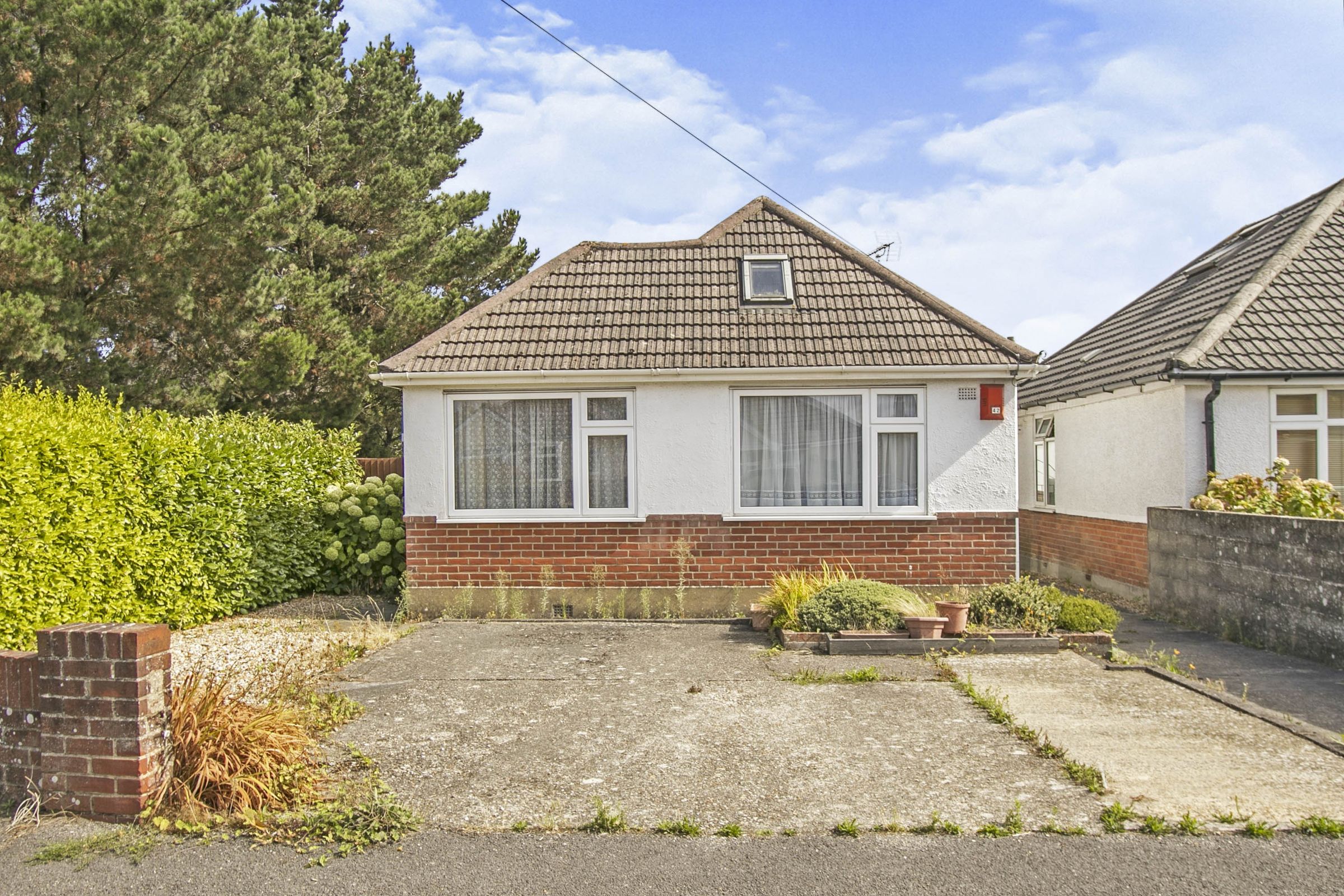 2 bed bungalow for sale in Kinson Avenue, Poole BH15 Zoopla