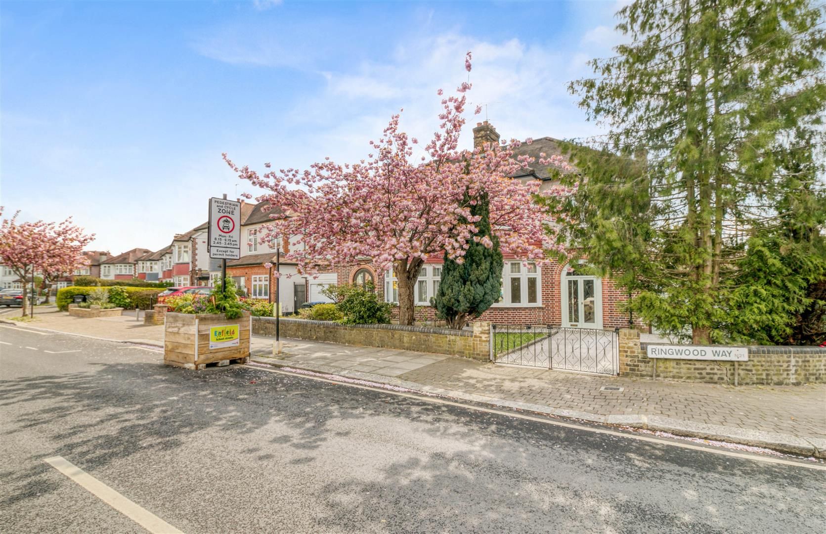 Ringwood Way London N21  