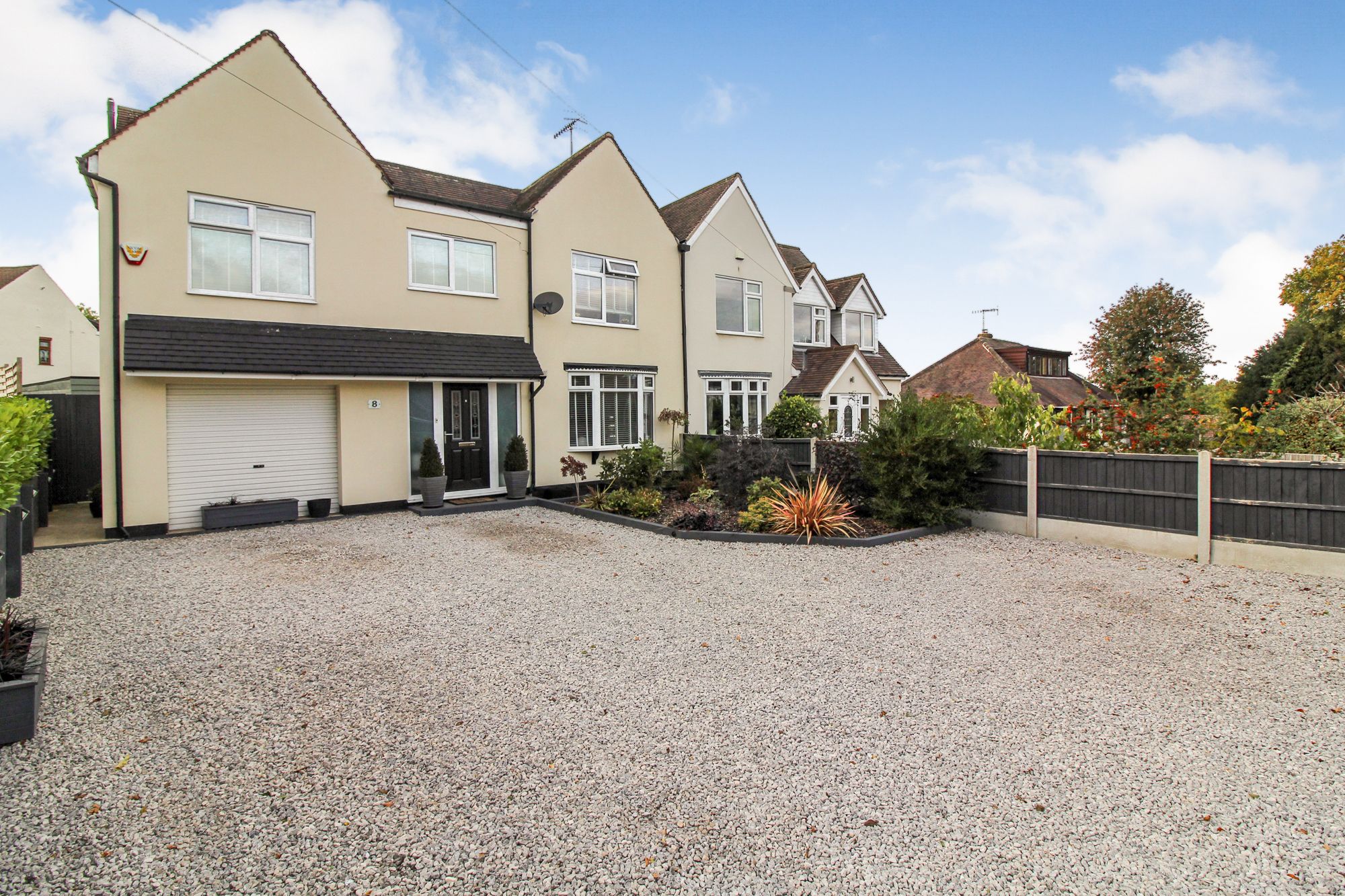 4 bed semidetached house for sale in Norbriggs Road, Woodthorpe