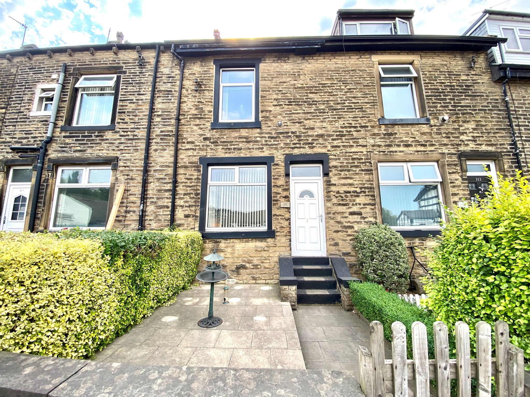 2 bed terraced house for sale in Bradford Road, Keighley BD21 Zoopla
