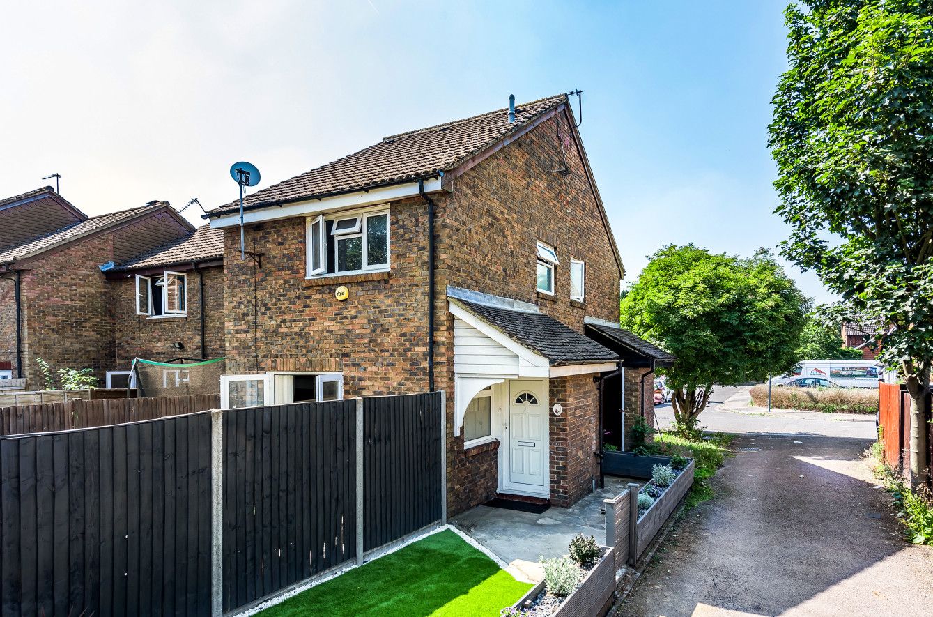 Aldenham Drive, Uxbridge, Middlesex UB8  