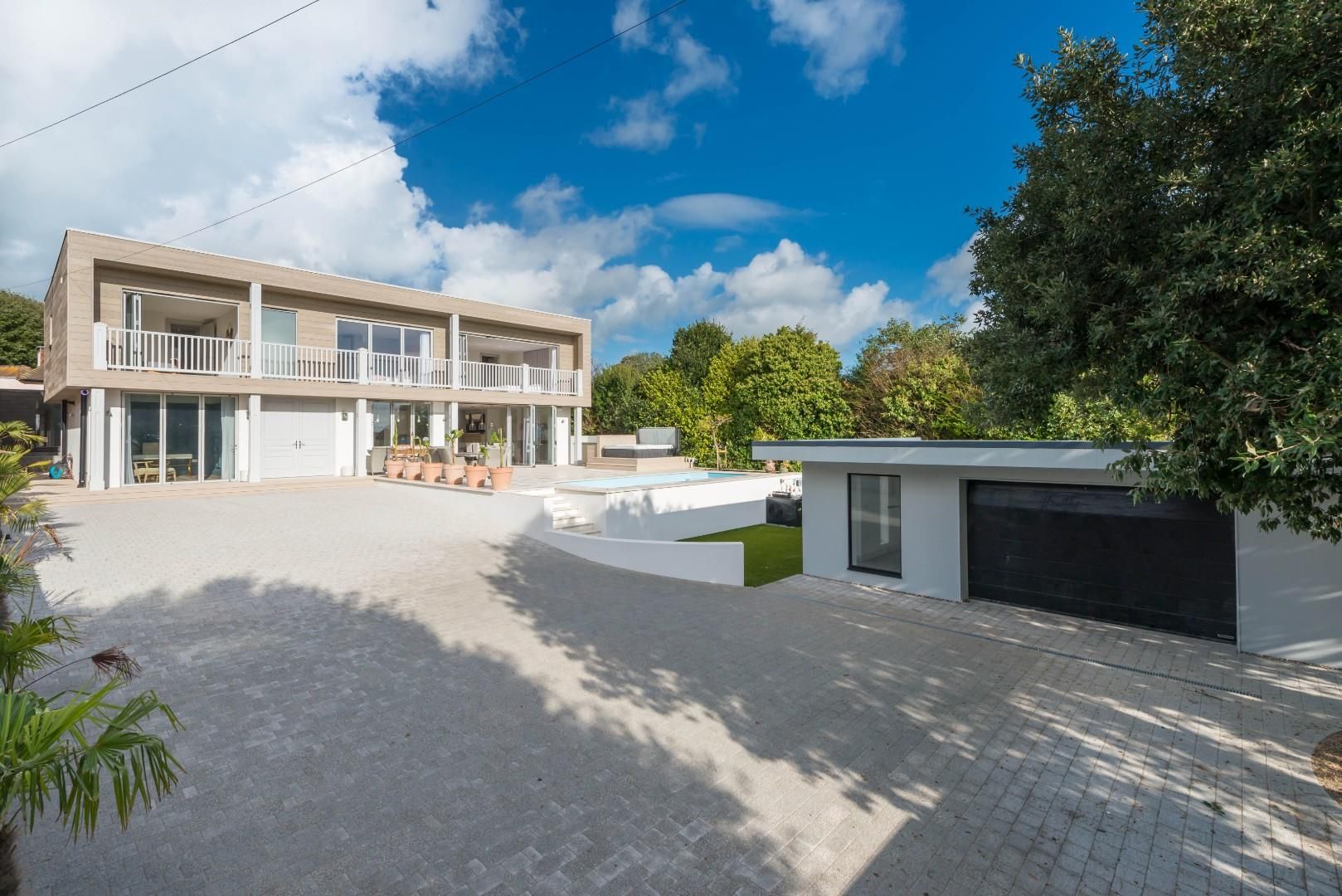 5 bed detached house for sale in North Foreland Avenue, Broadstairs