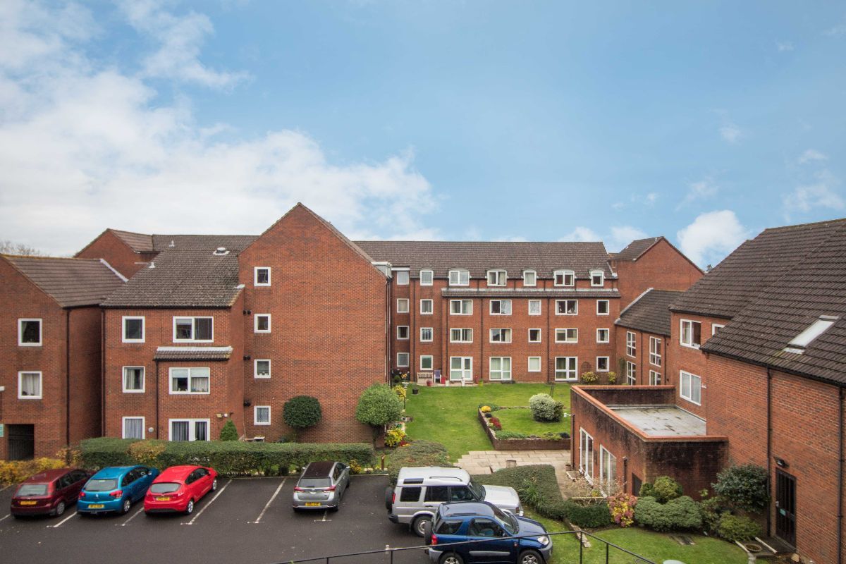 1 bed flat for sale in Homewater House, Hulbert Road, Waterlooville PO7