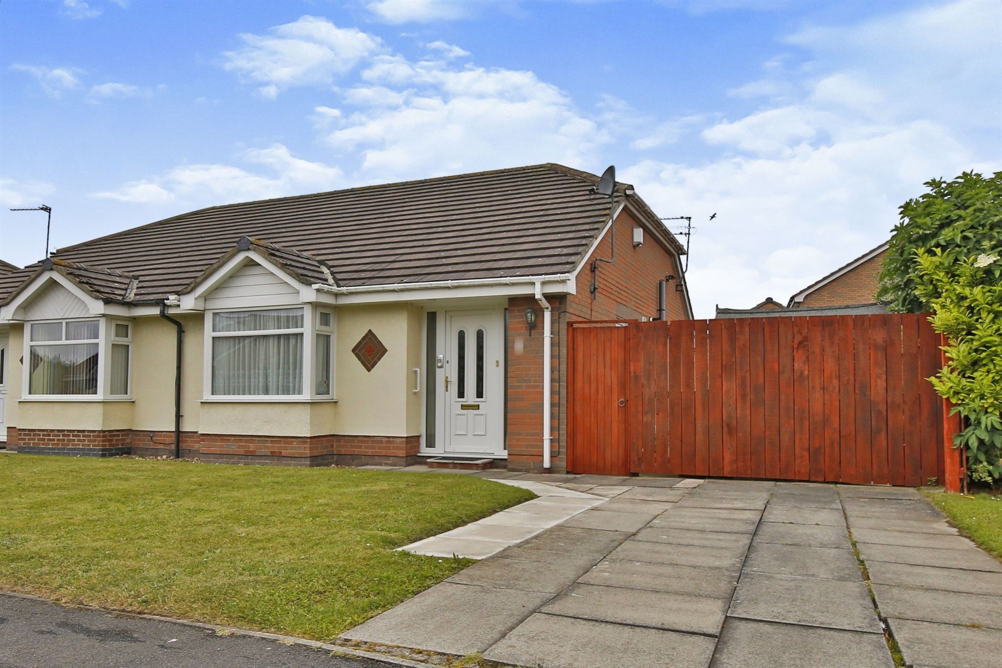 2 bed semidetached bungalow for sale in Rosthwaite Close, Hartlepool
