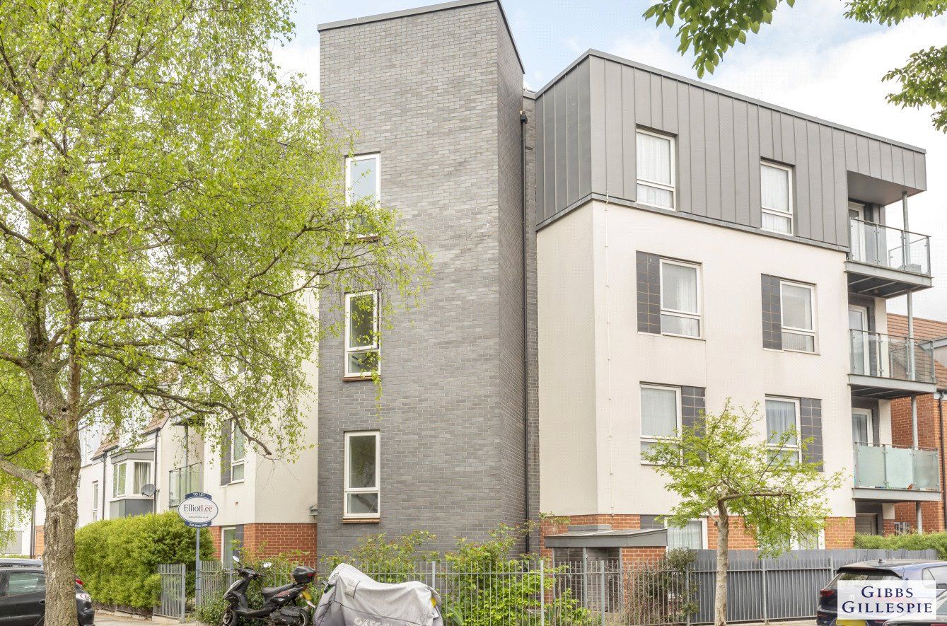 2 bed flat for sale in Drinkwater Road, Harrow, Middlesex HA2 Zoopla