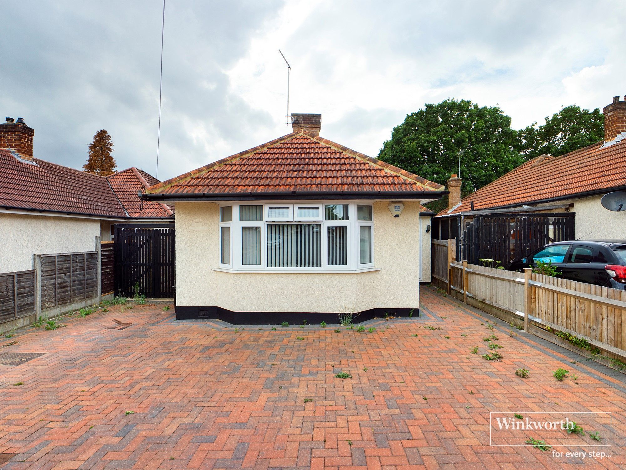 4 bed bungalow for sale in Hazelwood Drive, Pinner HA5 Zoopla