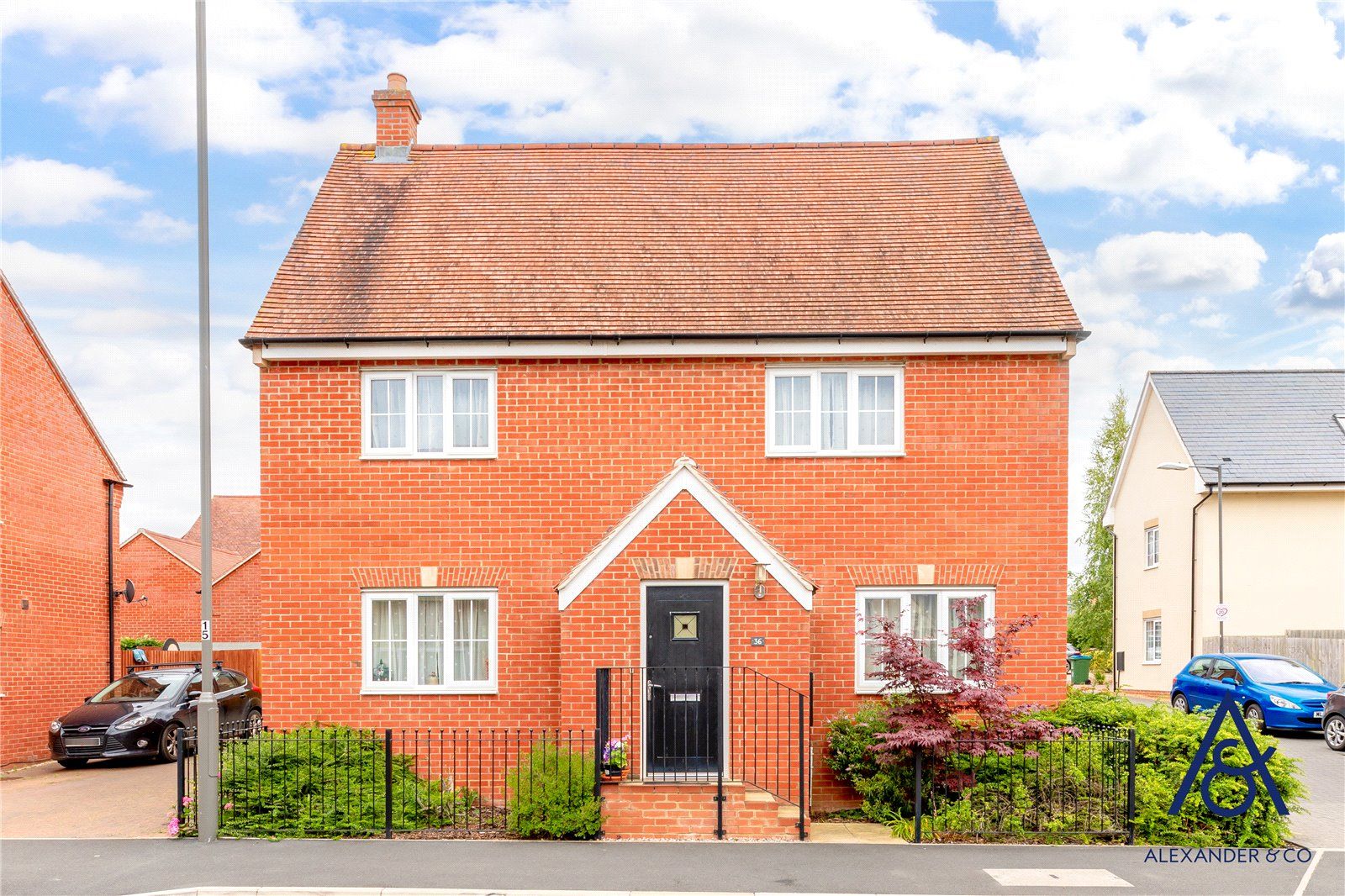 4 bed detached house for sale in Pillow Way, Buckingham MK18 Zoopla