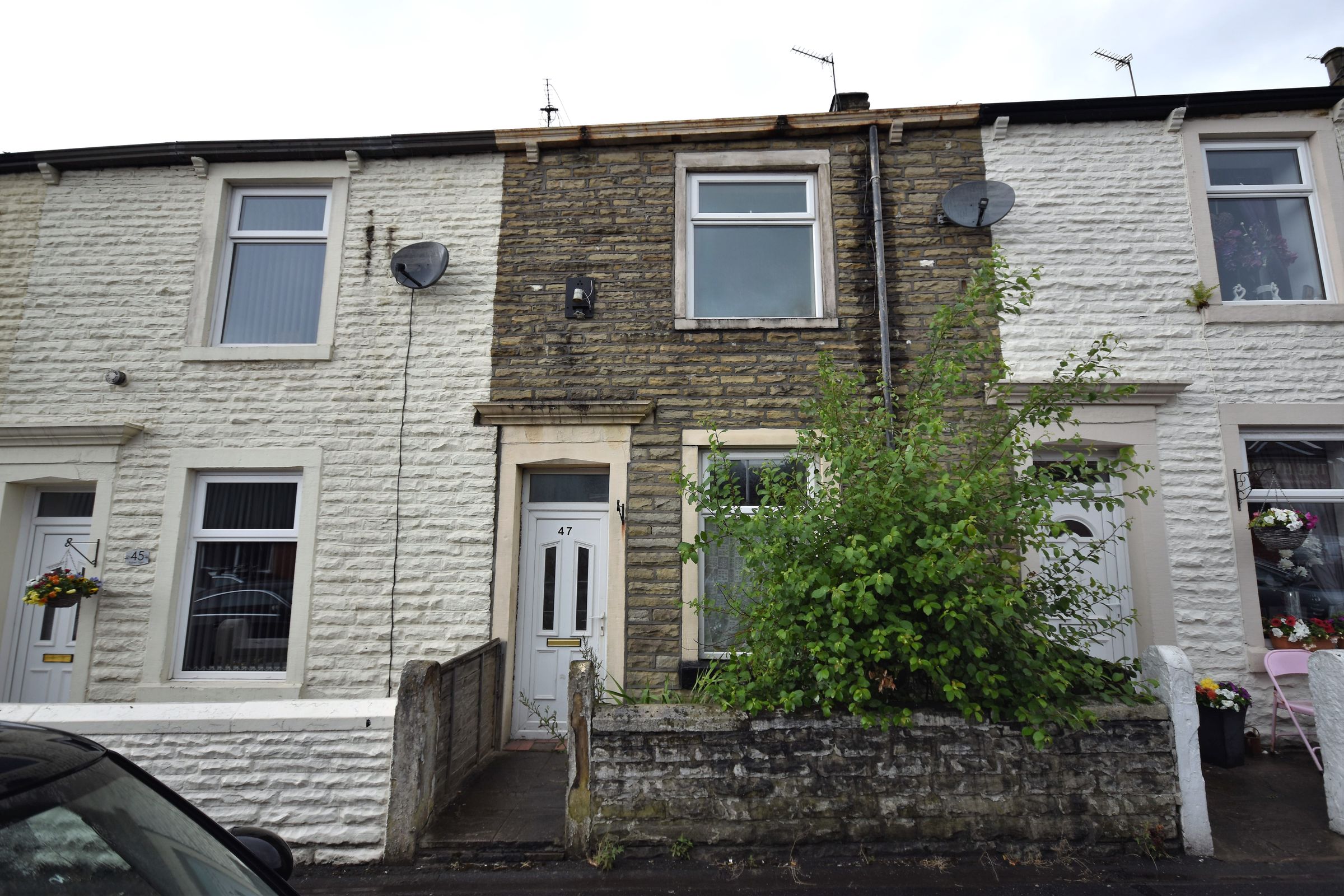 2 bed terraced house for sale in Robert Street, Accrington BB5 Zoopla