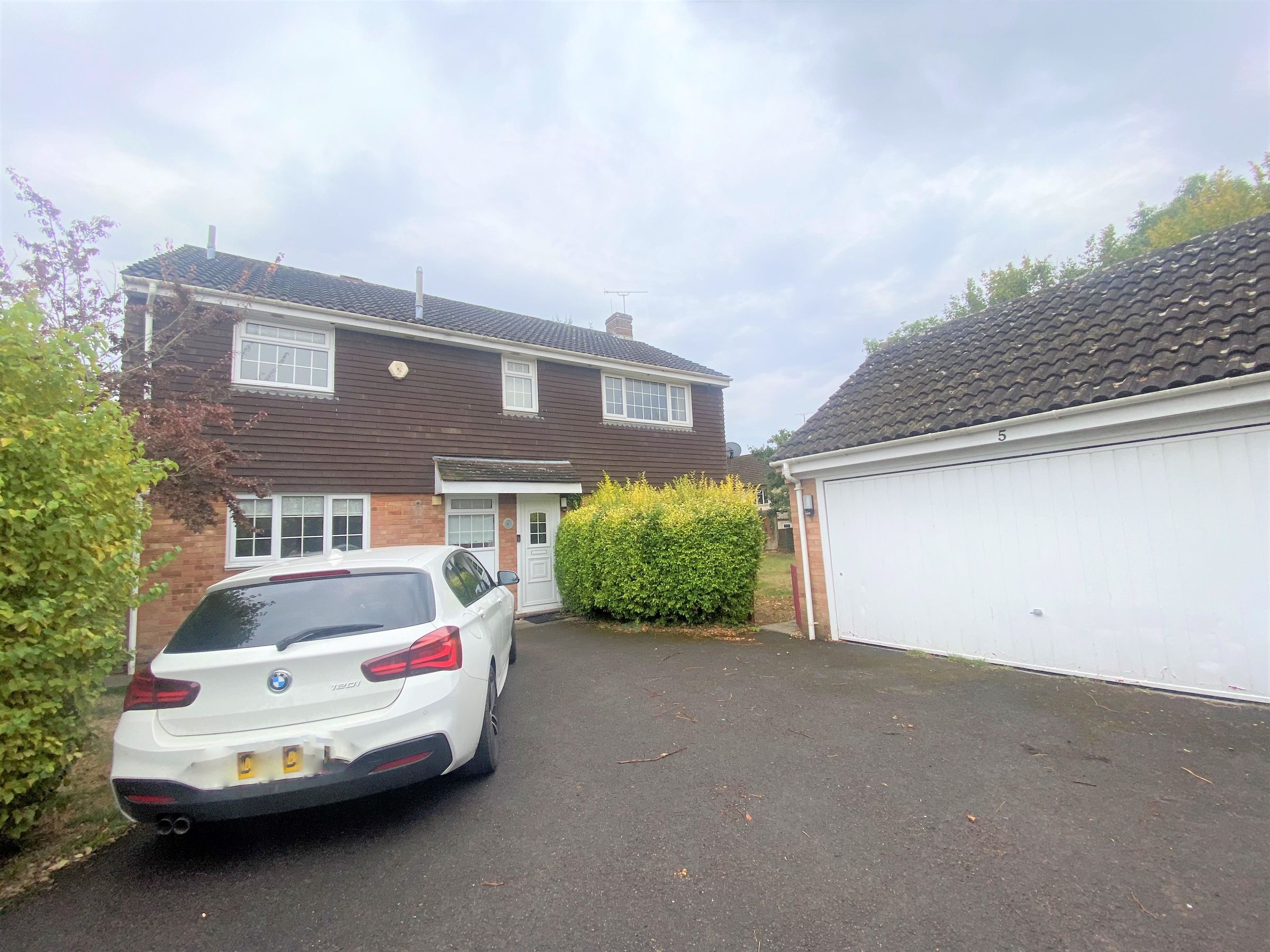 4 bed detached house to rent in Holmleigh, Swindon SN25 Zoopla