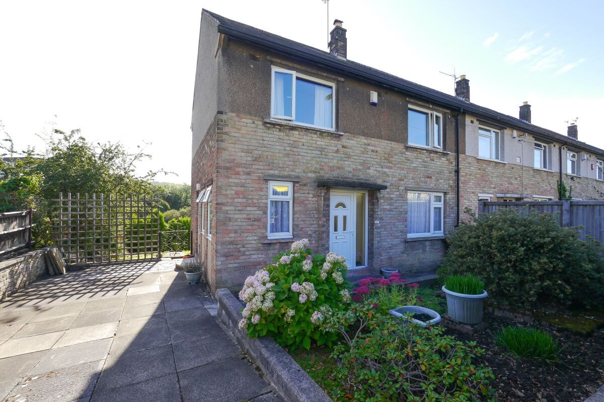 3 bed property for sale in Coach Road, Baildon, Shipley BD17 Zoopla