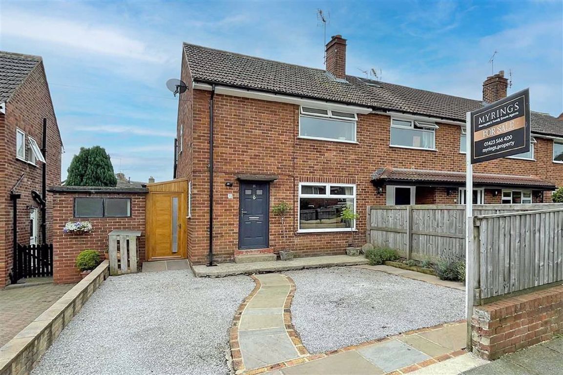 Manor Crescent, Knaresborough, North Yorkshire HG5  