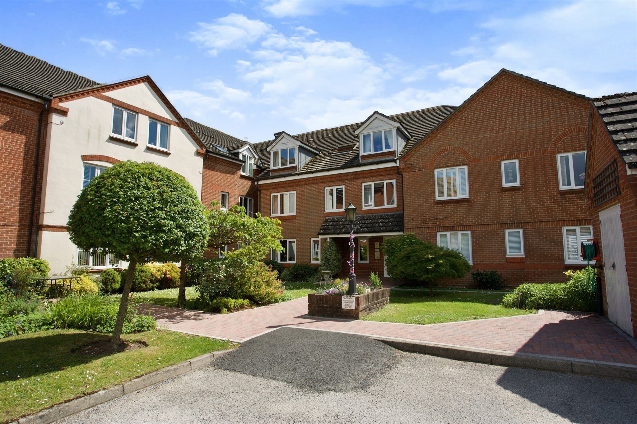 1 bed flat for sale in Dove Gardens, Park Gate, Southampton SO31 Zoopla