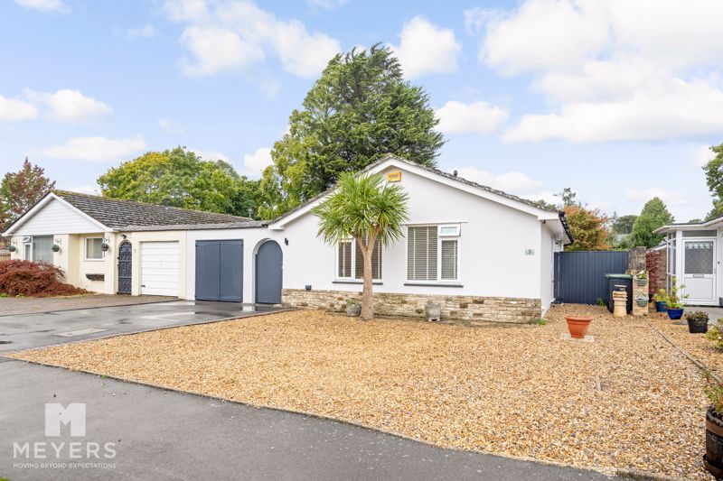 3 bed bungalow for sale in Glenwood Way, West Moors, Ferndown BH22 Zoopla