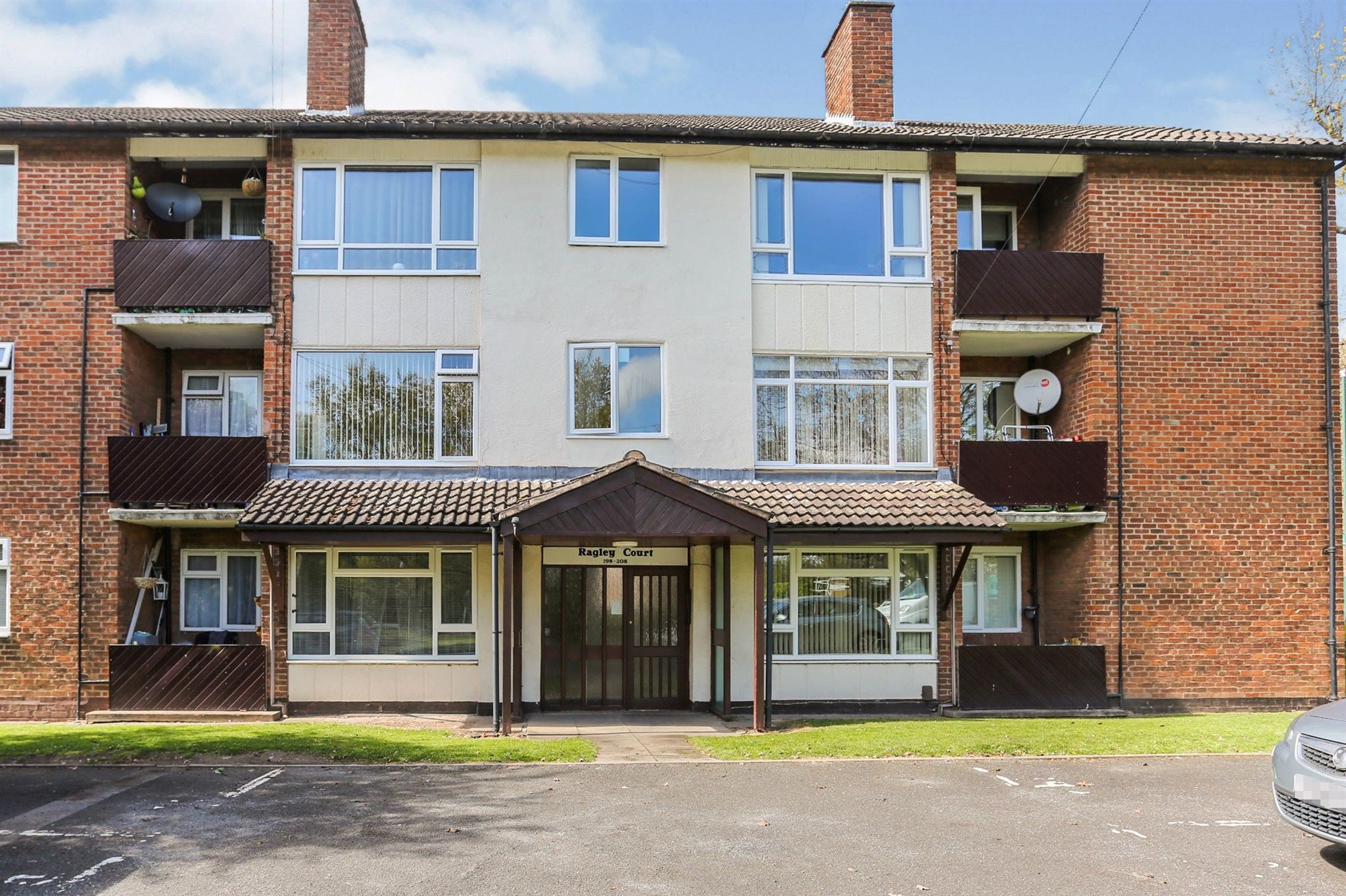 3 bed flat for sale in Meriden Drive, Kingshurst, Birmingham B37 Zoopla