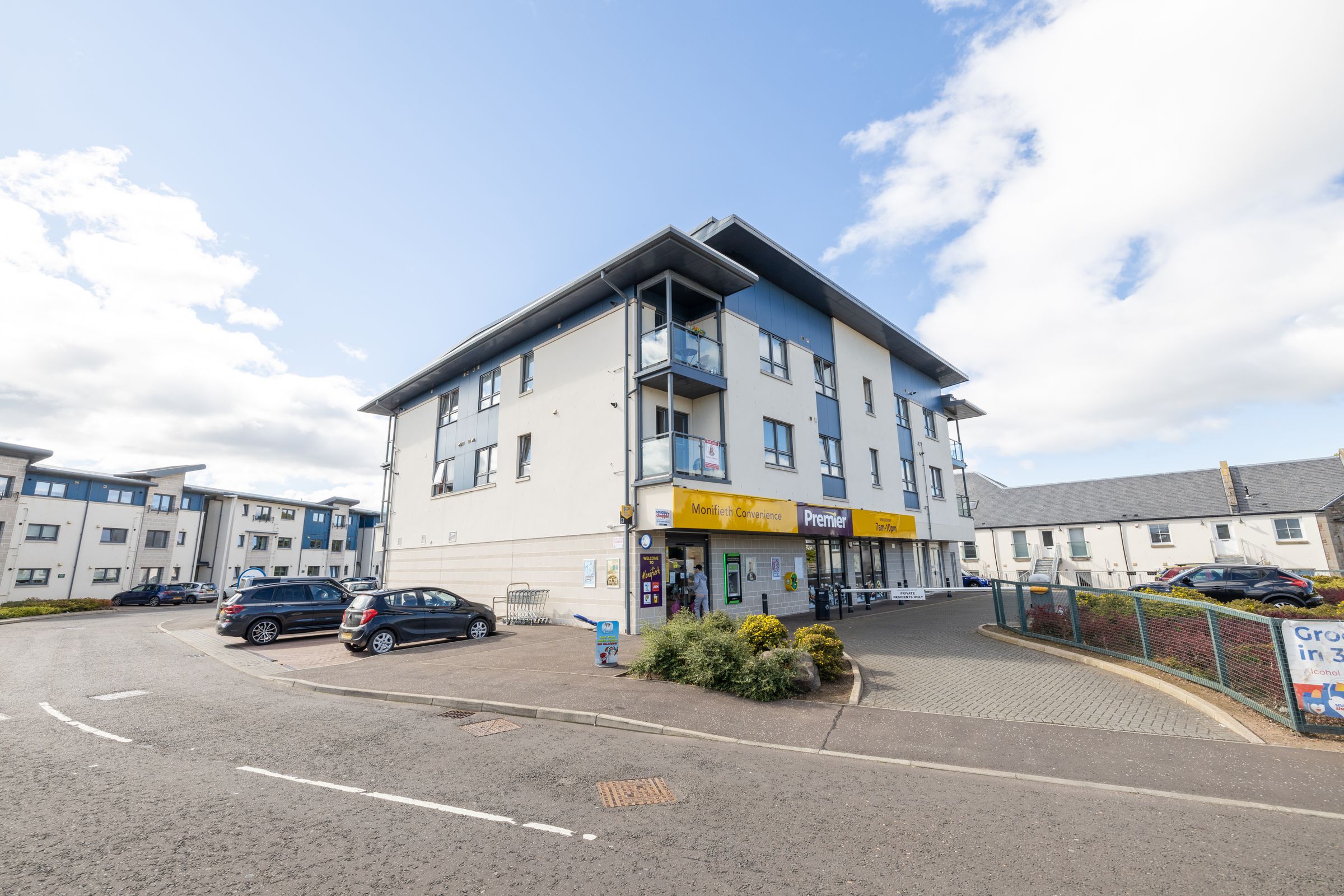 2 bed flat for sale in Mortimer Drive, Monifieth, Dundee DD5 Zoopla